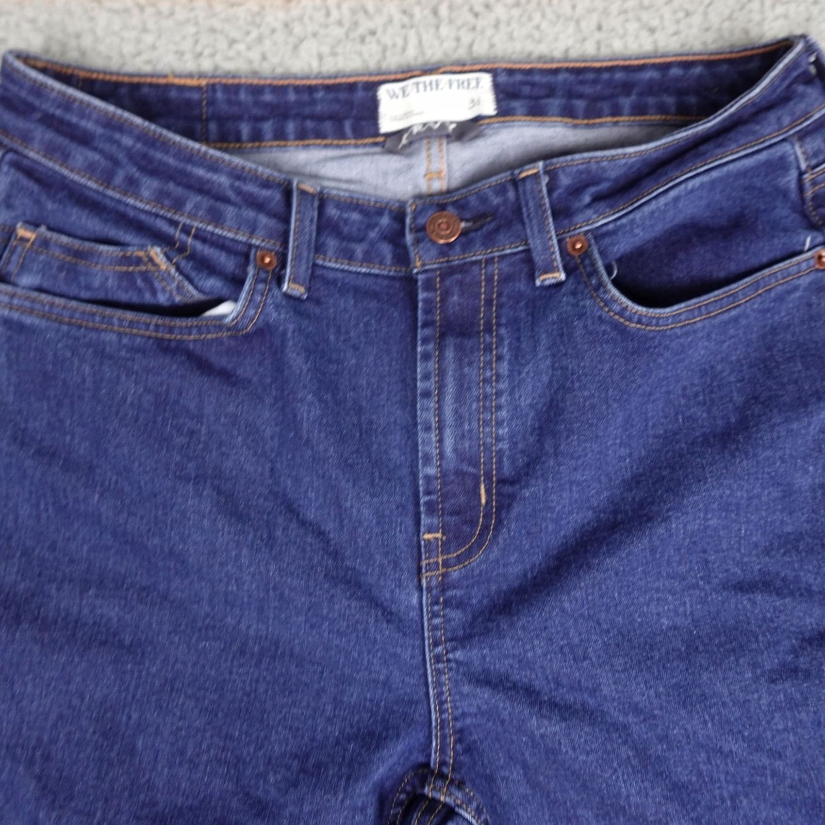 Vintage We The Free Jeans Womens 31 Blue High Rise Flare Leg Stretch Denim Curvy Dark Jeans Size 24" / US 00 / IT 34 - 4 Thumbnail