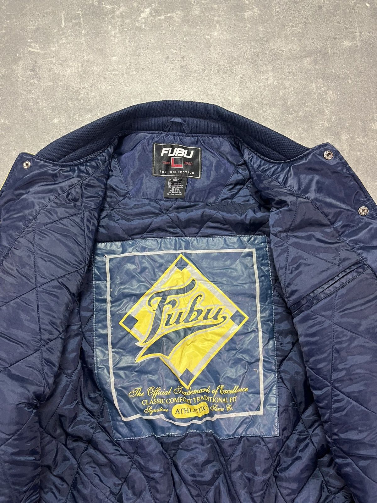 Fubu 90s Fubu Vintage Big Logo Made OG Bomber Jacket XL XXL Rare Size US XL / EU 56 / 4 - 16 Thumbnail
