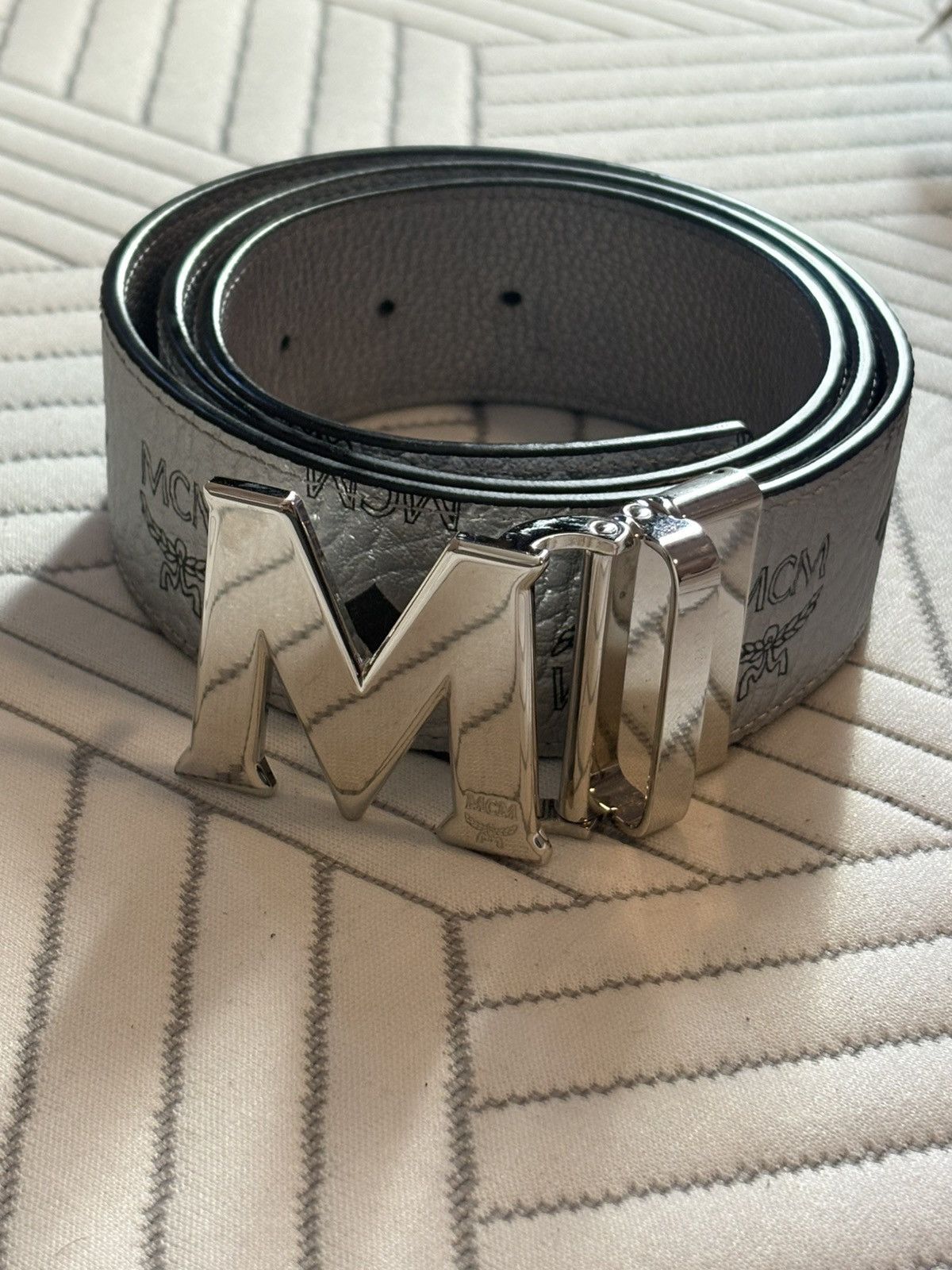 MCM MCM Metallic Belt Size 34 - 1 Thumbnail