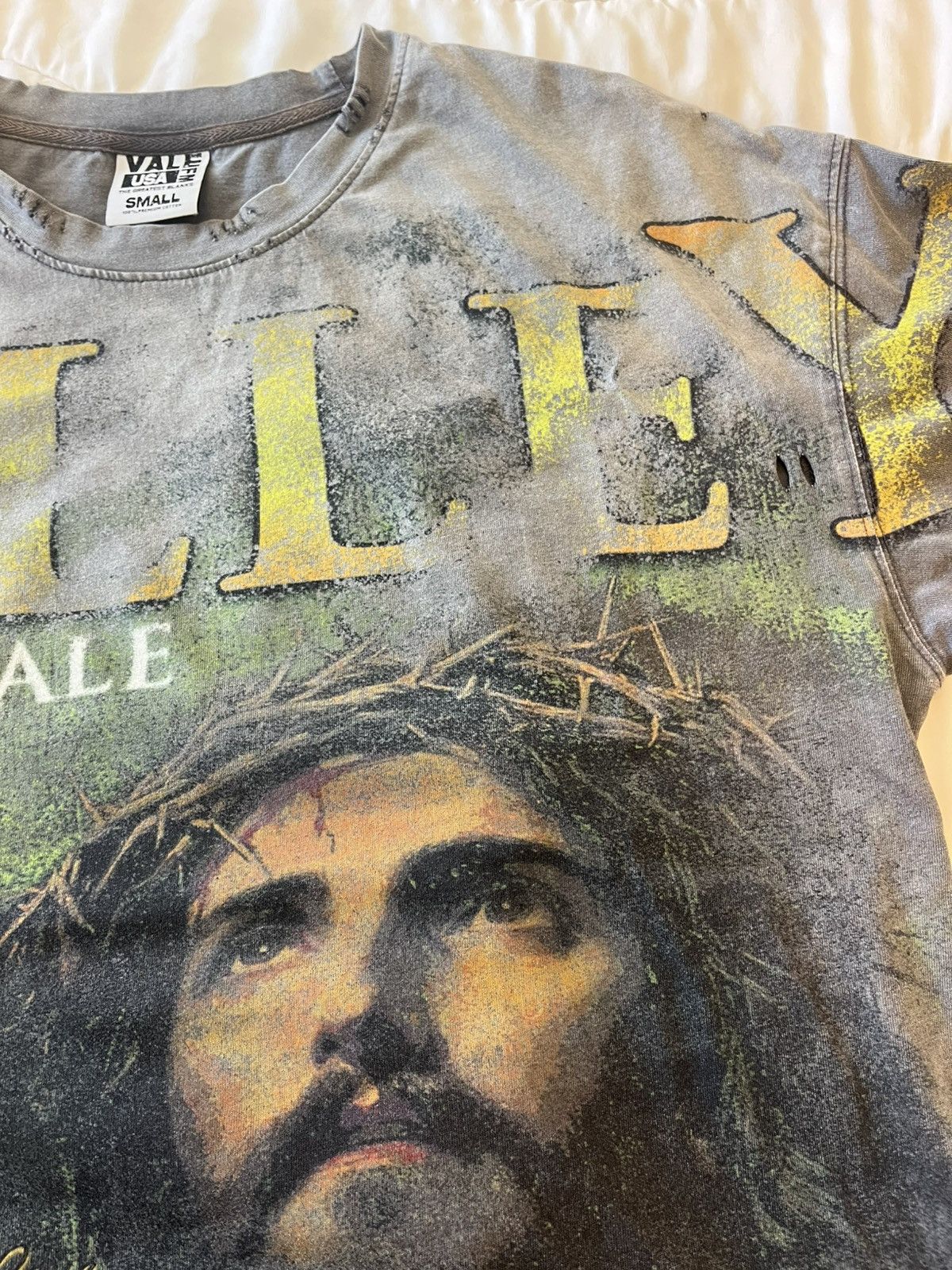 Other Vale Forever Jesus print Tshirt Size US M / EU 48-50 / 2 - 4 Thumbnail