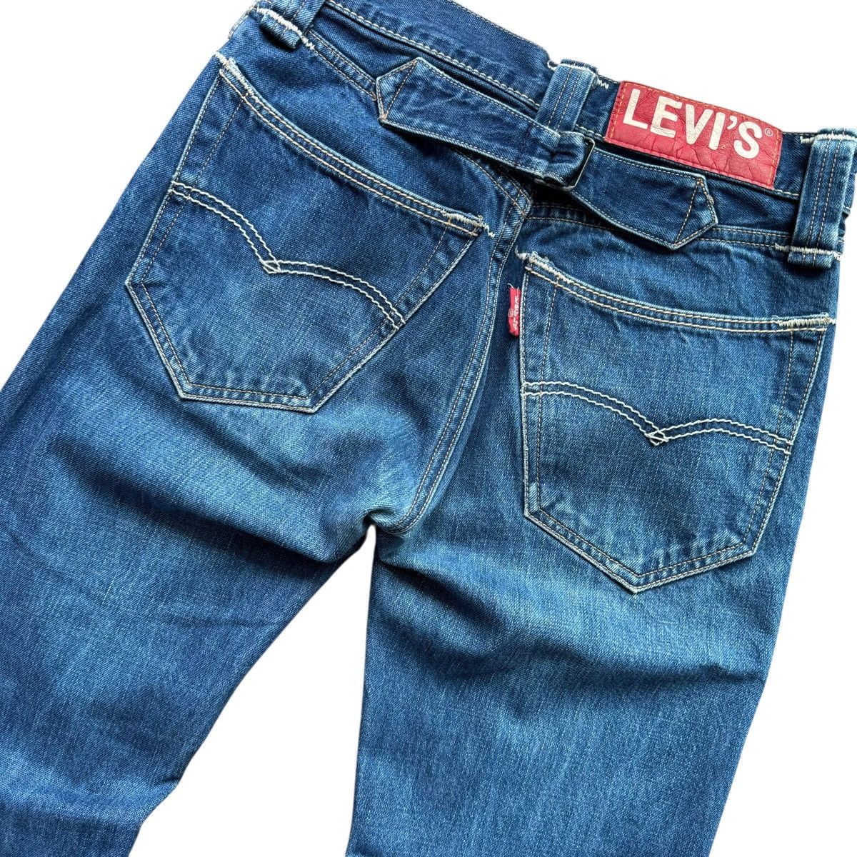Levi's INSANE 1 of 1 Red Tab Levi’s engineered jeans buckleback y2k Size US 31 - 7 Thumbnail