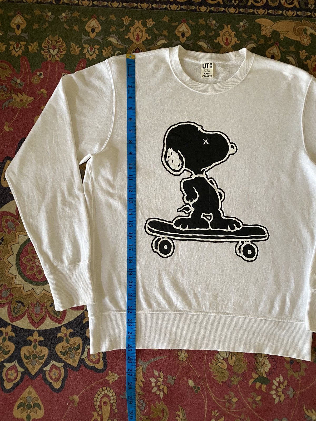 Japanese Brand Kaws Sweatshirt Size US M / EU 48-50 / 2 - 11 Thumbnail