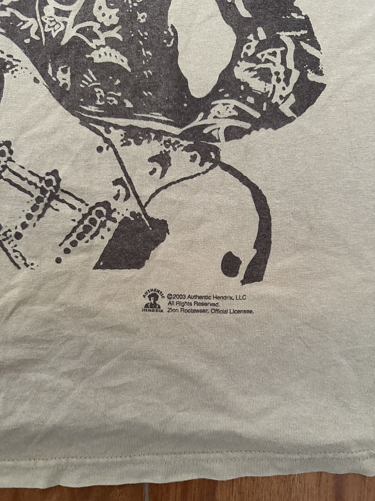 Jimi Hendrix Jimi Hendrix Guitar T-Shirt | Zion Rootswear Size US L / EU 52-54 / 3 - 5 Thumbnail
