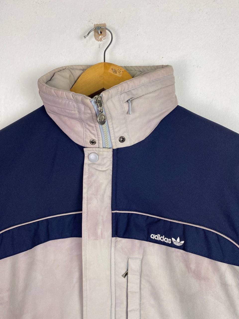 Adidas vintage adidas trefoil bomber jacket colour damage Size US M / EU 48-50 / 2 - 2 Thumbnail