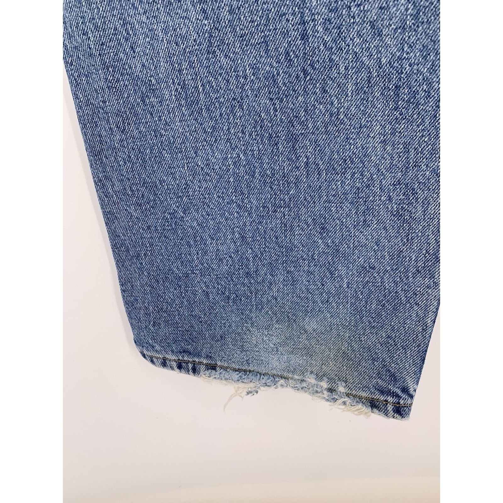 Levi's VTG Levi’s 550 Jeans 39x30 Blue Relaxed Fit Tapered *HOLES* Size US 39 - 9 Thumbnail