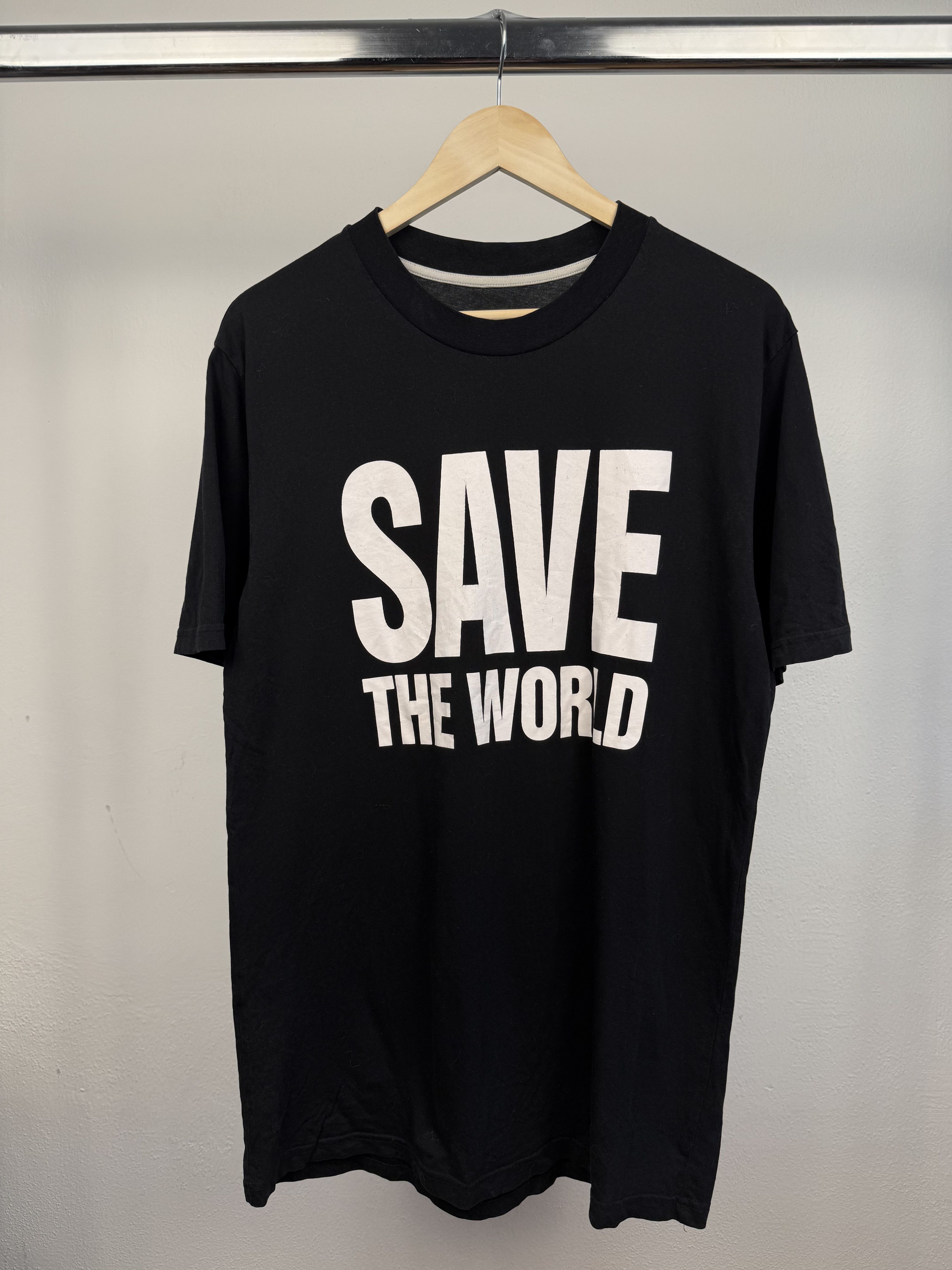 Katharine Hamnett London Katharine Hamnett Iconic "Save The World" Slogan Tee Size US L / EU 52-54 / 3 - 1 Thumbnail