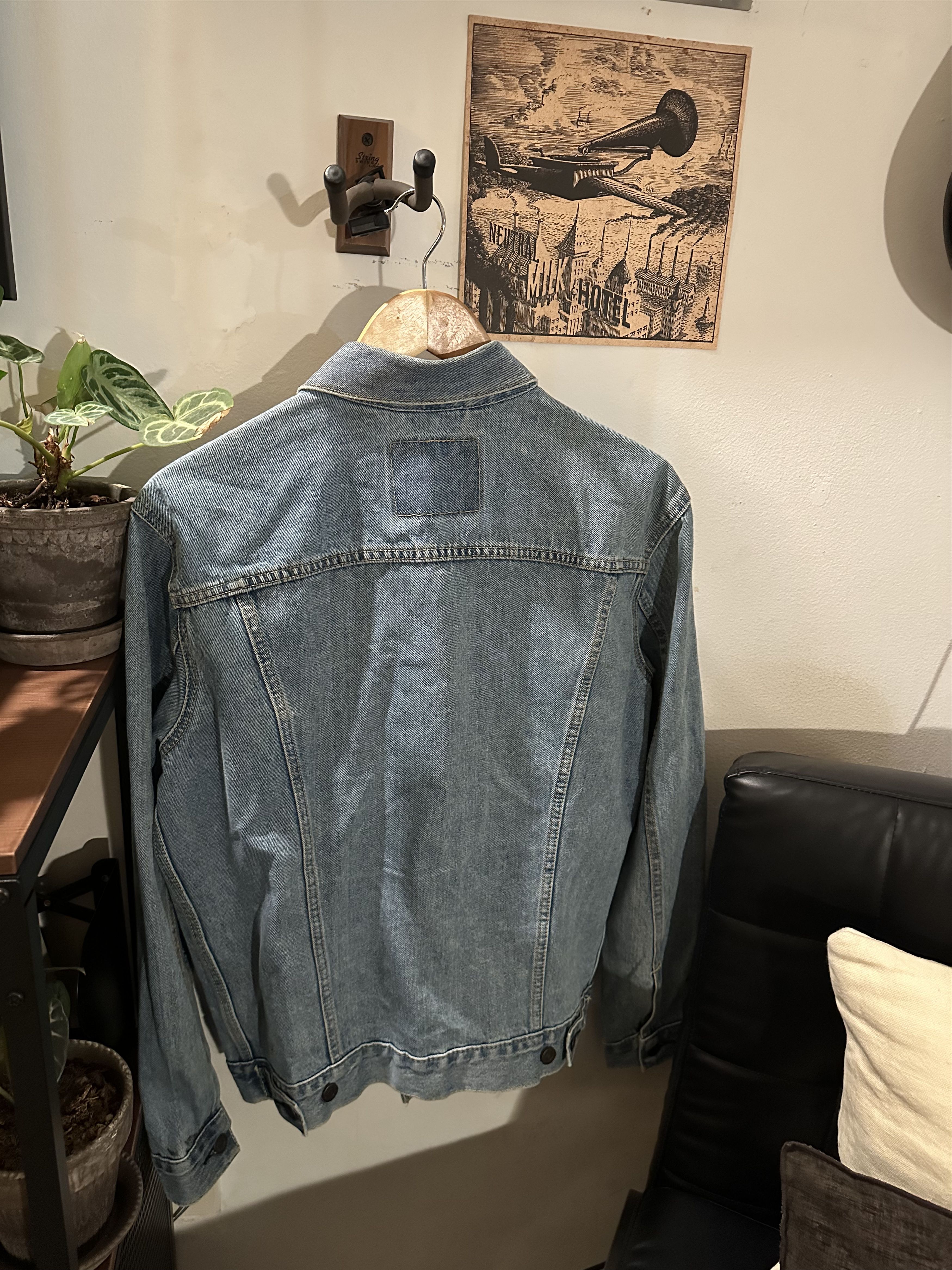 Levi's Levi's Trucker Jacket Light Stonewash Size M Size US M / EU 48-50 / 2 - 2 Thumbnail