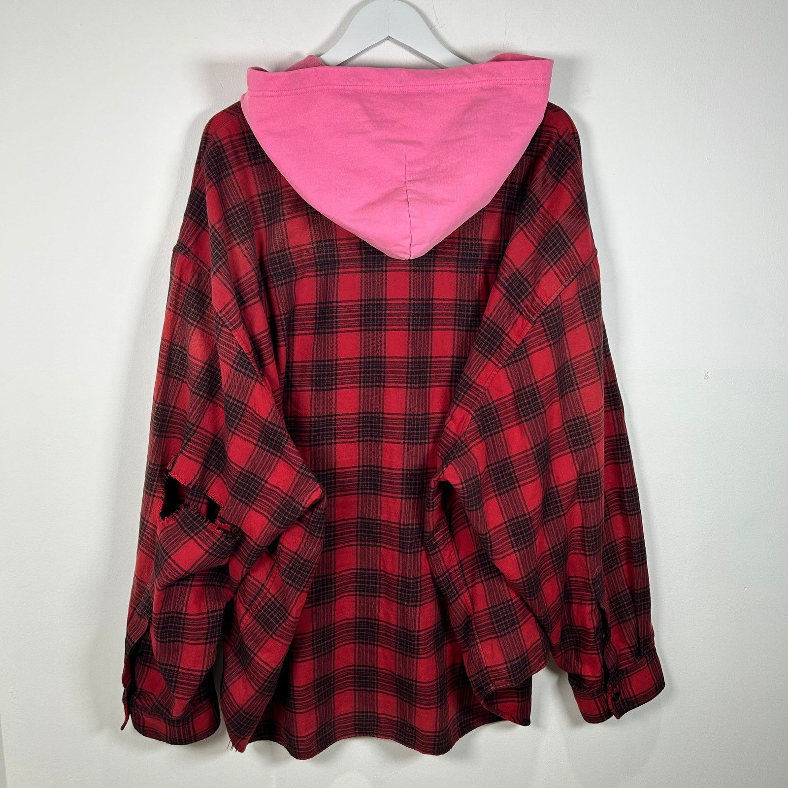 Balenciaga Balenciaga Hooded Distressed Flannel Size 2 Size US M / EU 48-50 / 2 - 2 Thumbnail