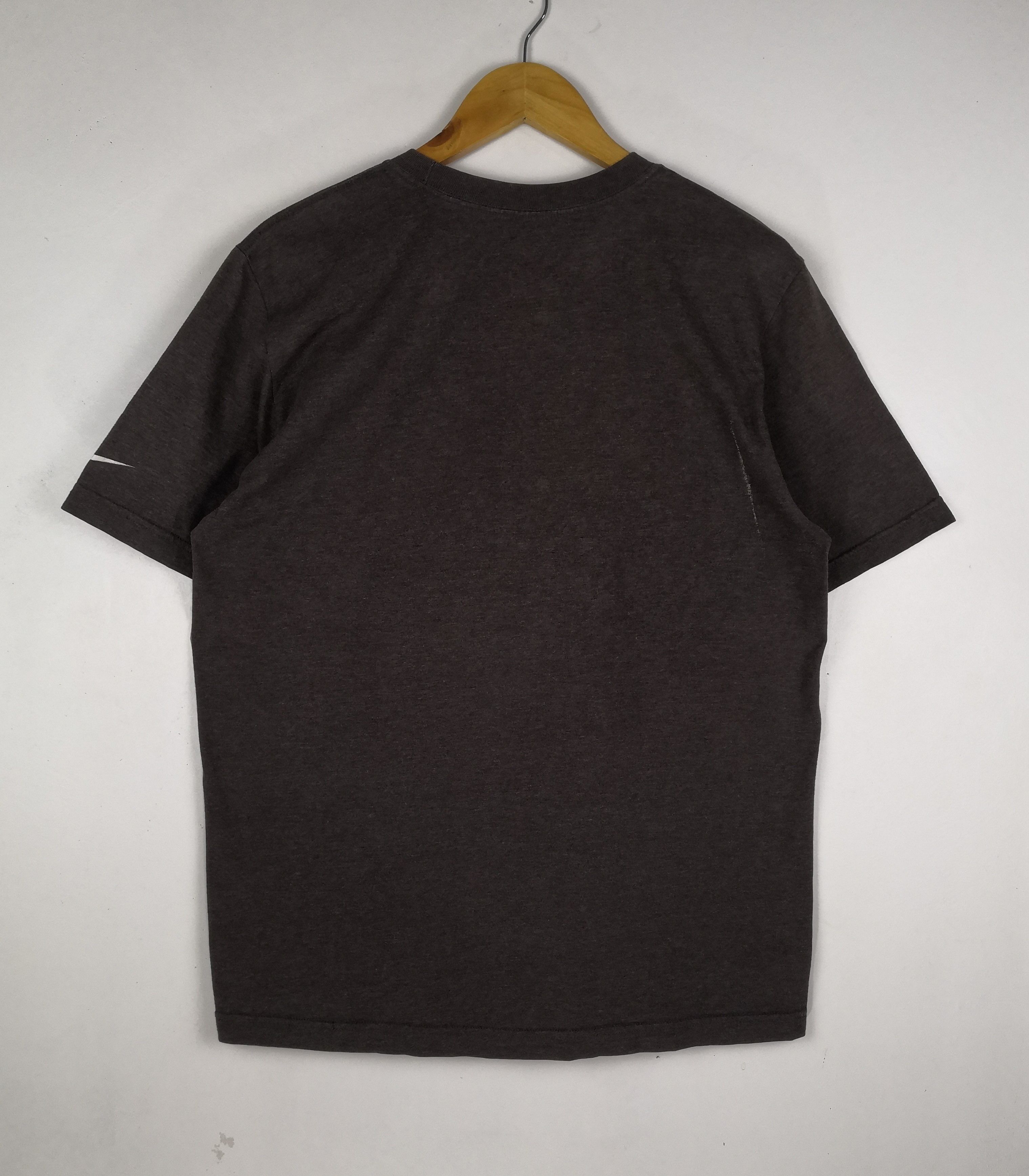 Nike Vintage Nike T-Shirt Big Logo Nike Tee Nike Spellout 72 Size US L / EU 52-54 / 3 - 2 Thumbnail