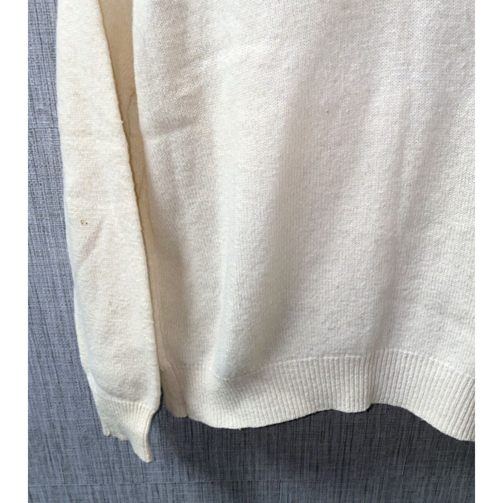 Vintage BERKSHIRE Sweater Adult L Beige Wool Nylon V-Neck 24in Armpit Mens Size US L / EU 52-54 / 3 - 3 Thumbnail