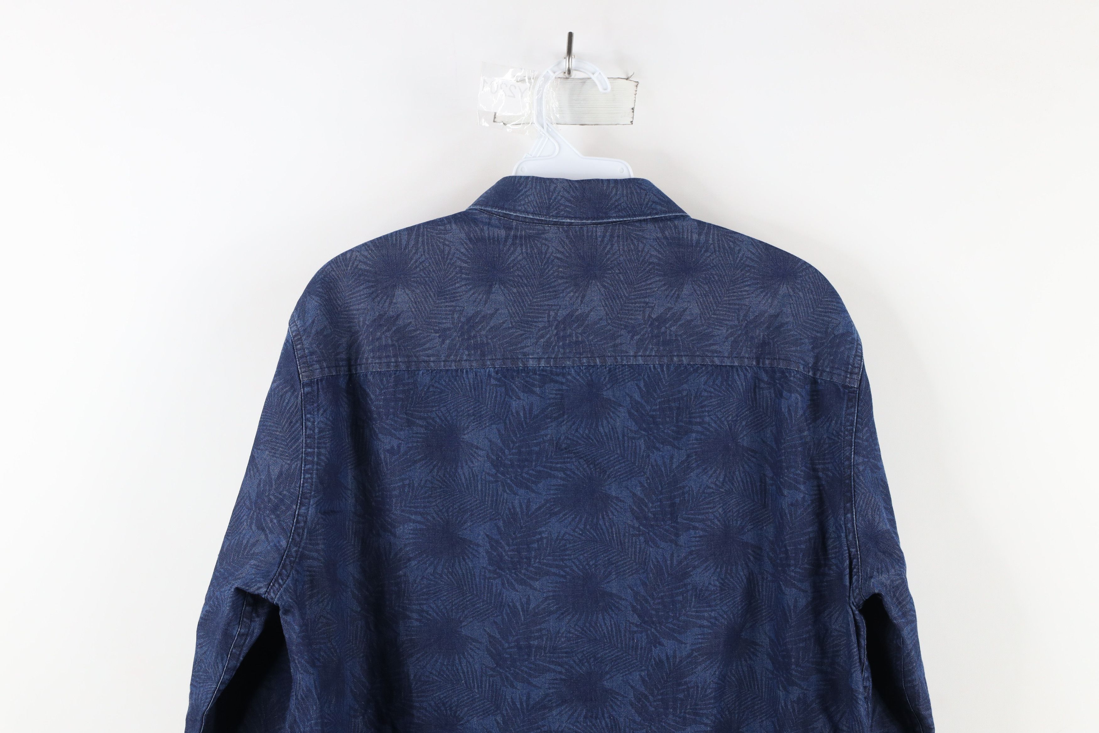 Armani Exchange × Vintage Armani Exchange Fit Palm Tree Leaf Denim Button Shirt Blue Size US M / EU 48-50 / 2 - 9 Thumbnail