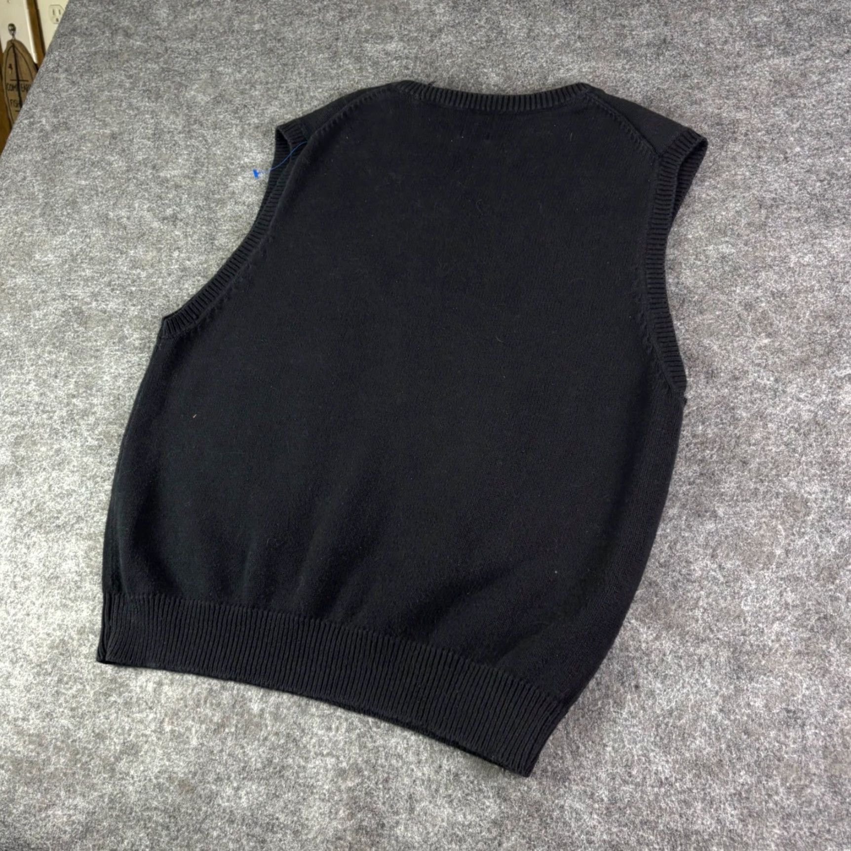 Gap Gap Black V-Neck Sleeveless Sweater Vest Mens L Cotton Classic Vintage Style Vest Size US L / EU 52-54 / 3 - 2 Thumbnail
