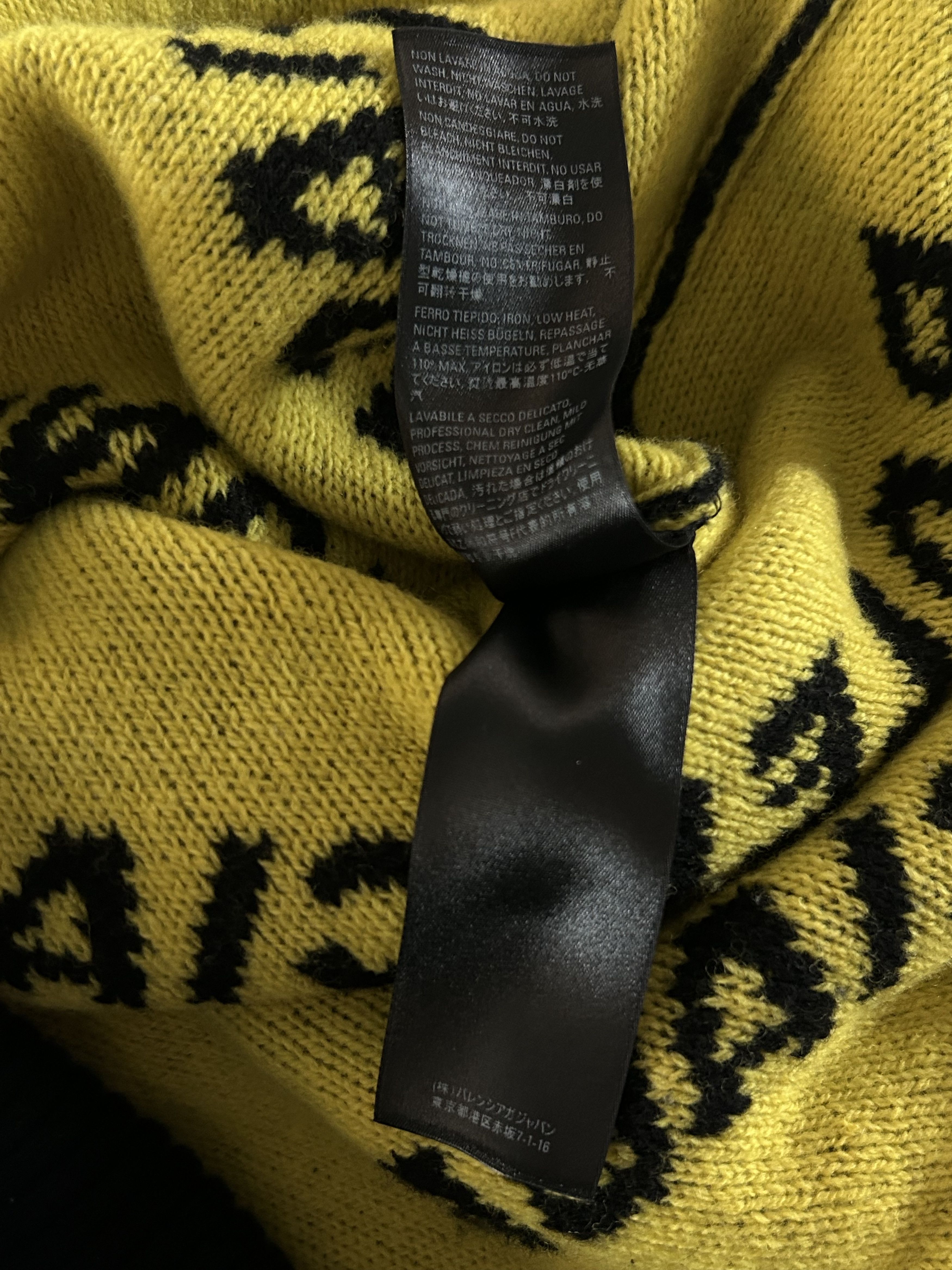 Balenciaga Balenciaga Black & Yellow All Over Logo Cardigan Size US L / EU 52-54 / 3 - 5 Thumbnail