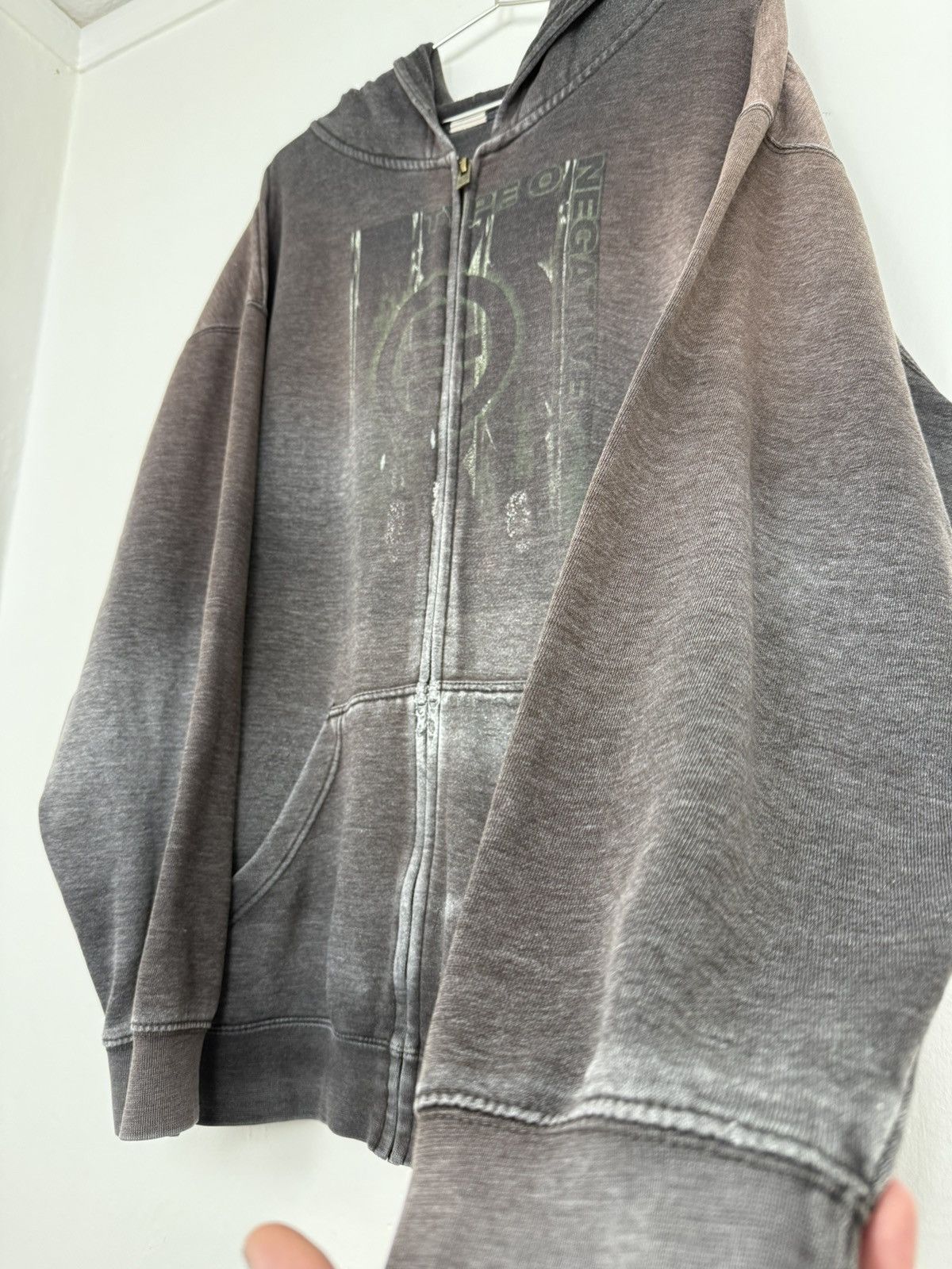 Band Tees Type o negative thrashed hoodie Size US XL / EU 56 / 4 - 2 Thumbnail