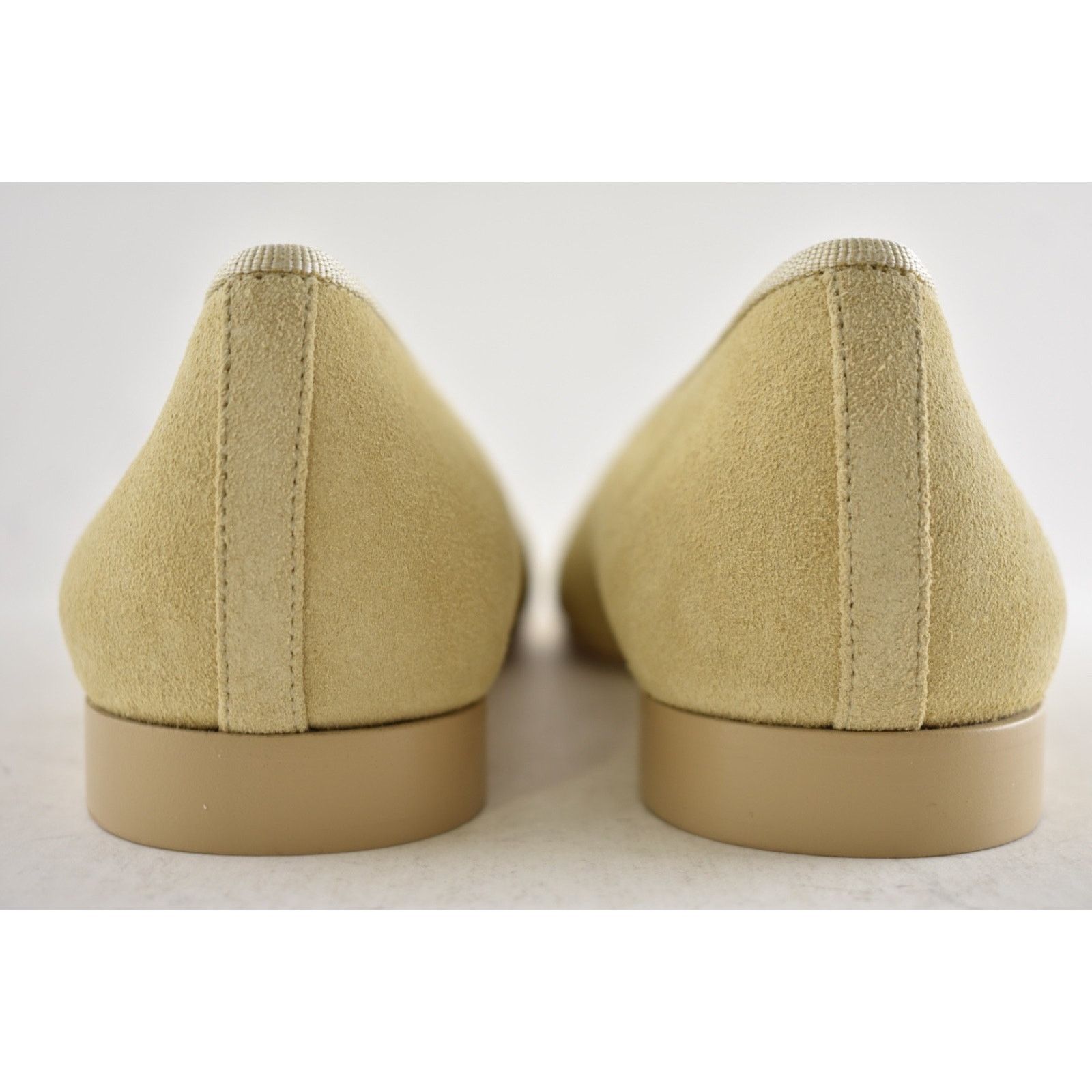 Chanel Chanel Beige Suede Patent CC Bow Tie Ballet Flat 41 Size US 10 / IT 40 - 17 Thumbnail