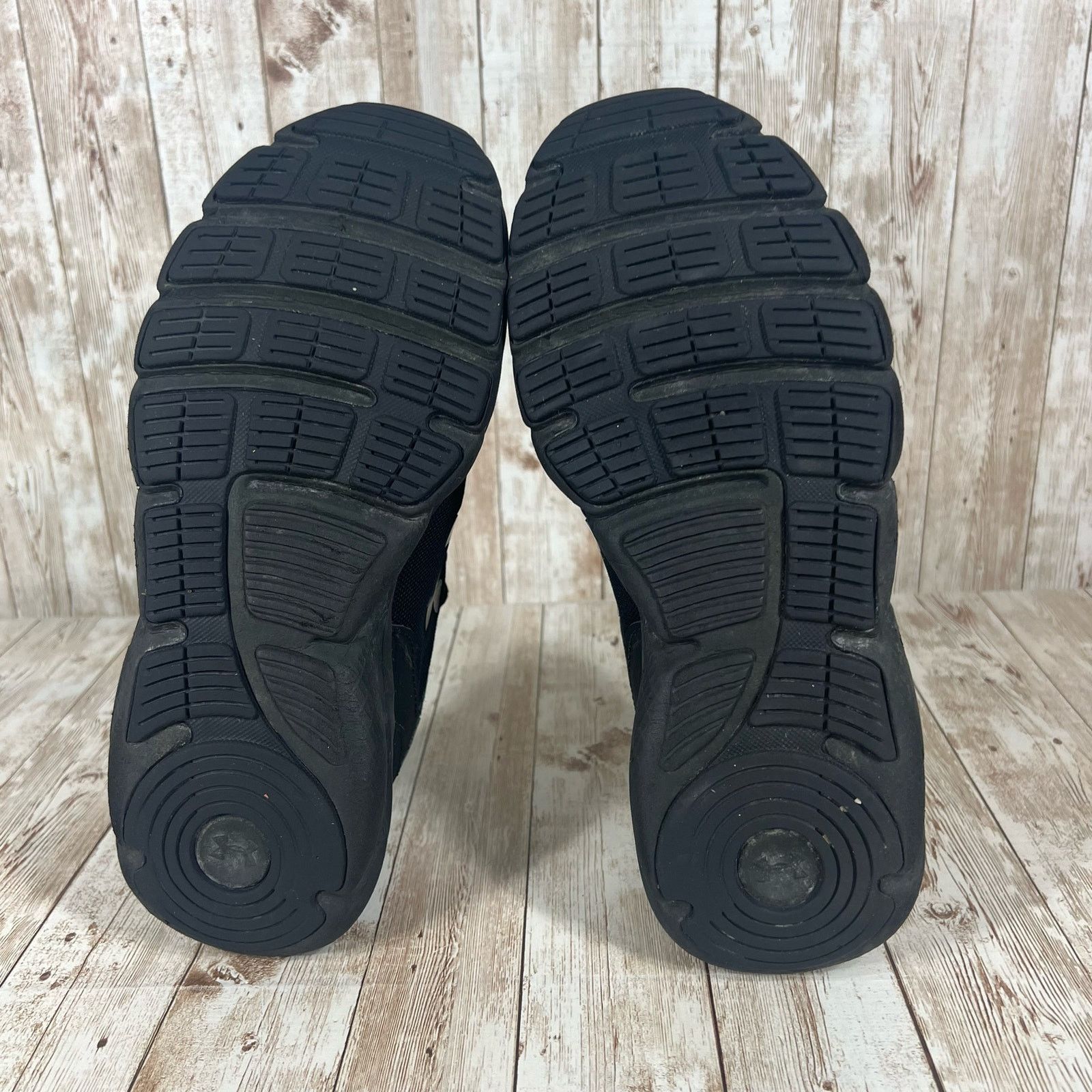 Under Armour Under Armour charged assert black Mens 7.5 Size US 7.5 / EU 40-41 - 7 Thumbnail