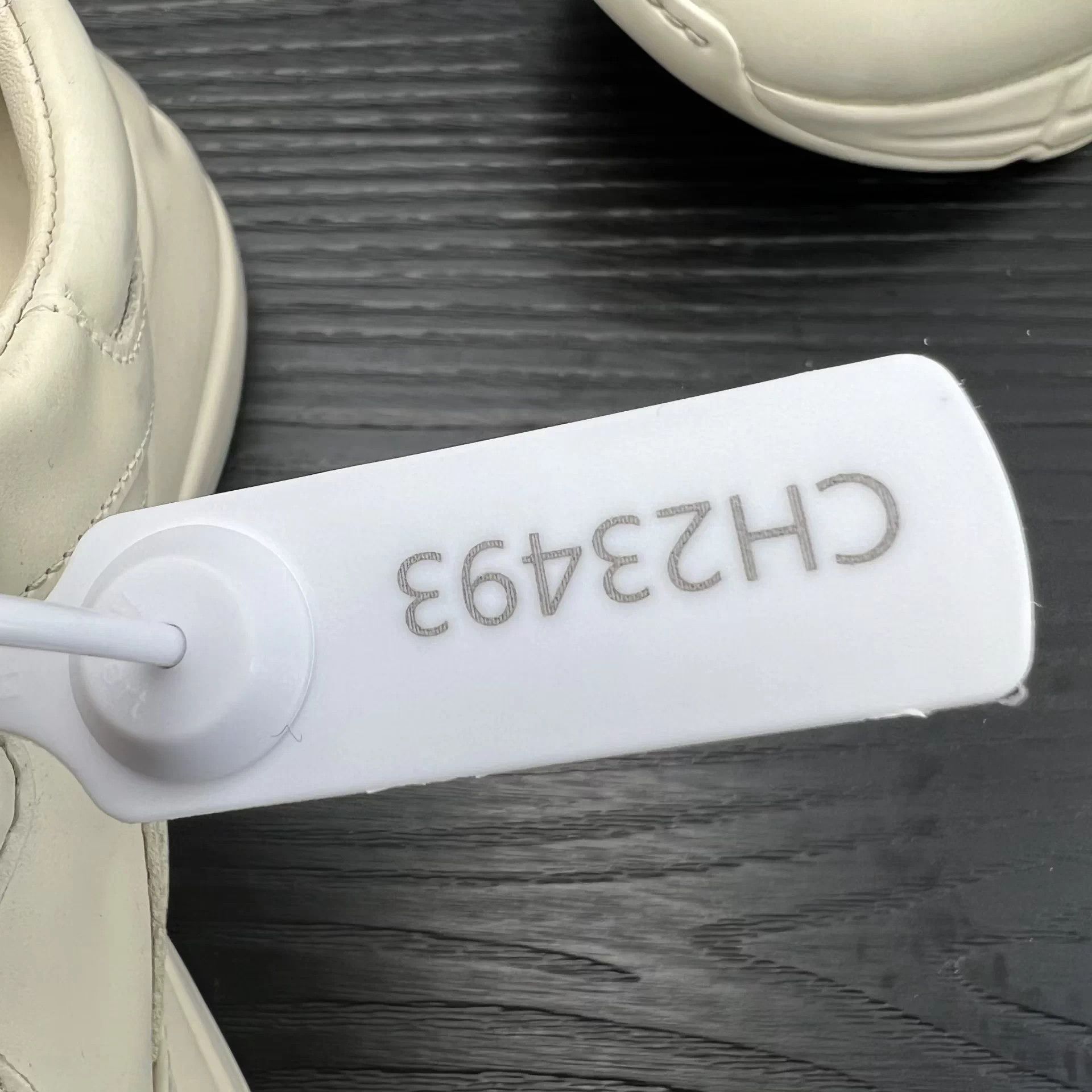 Gucci Gucci Rhyton Rainbow Logo Women's 36 Like New Size US 5 / IT 35 - 9 Thumbnail