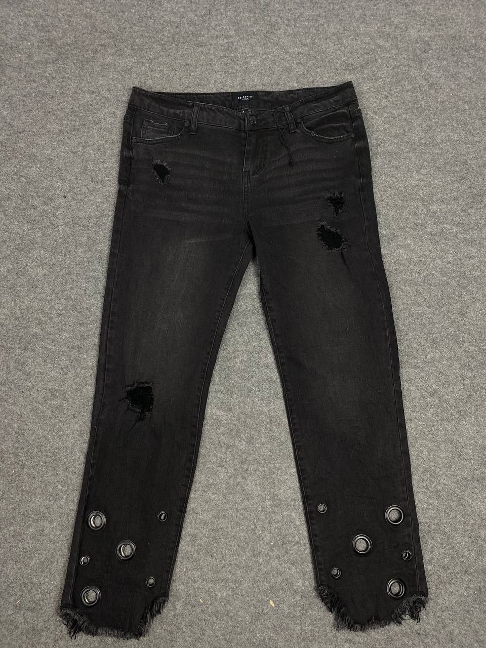 Japanese Brand japanese brands celebrity pink distressed denim nice design Size 34" / US 12 / IT 48 - 8 Thumbnail