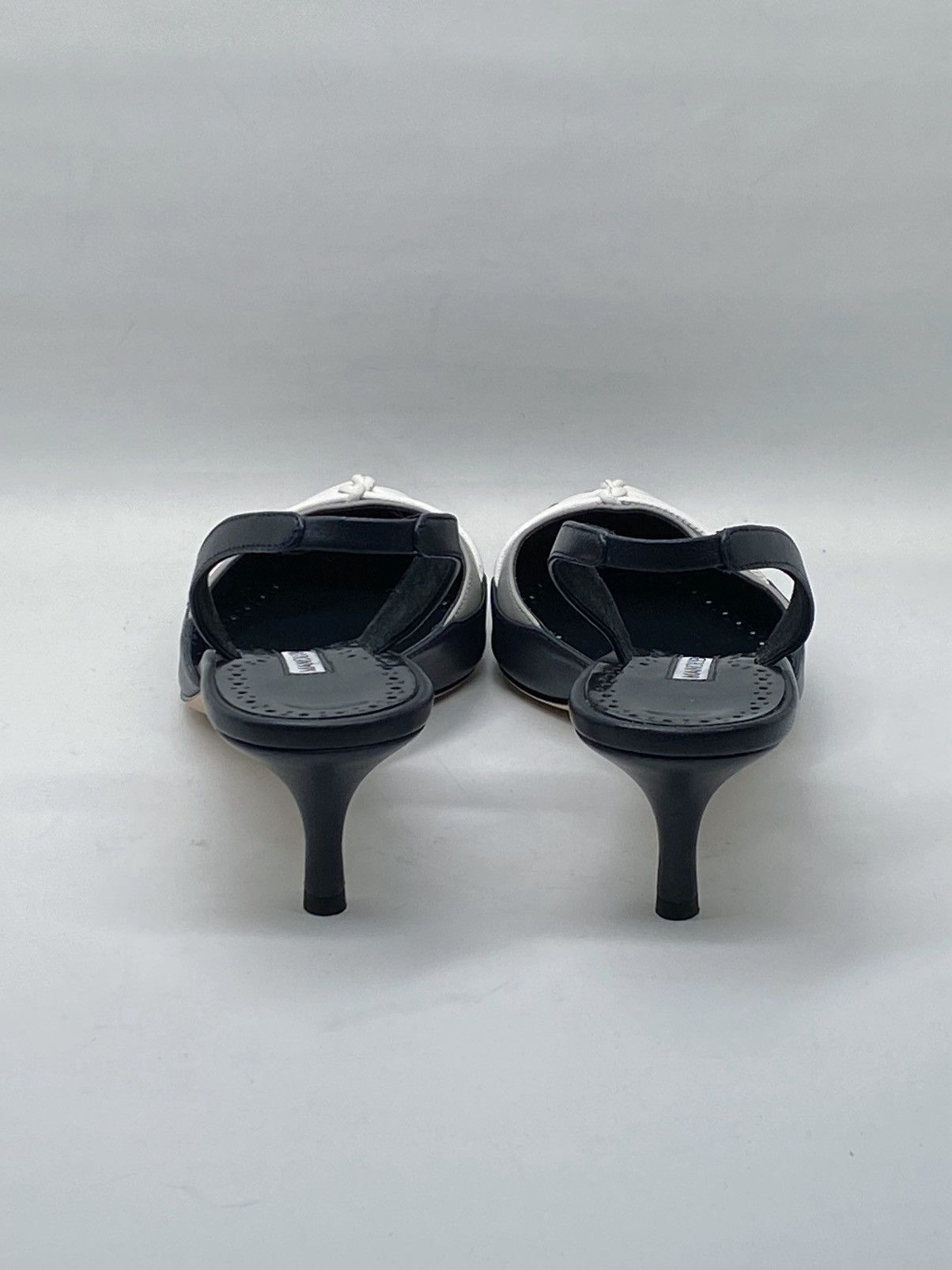 Manolo Blahnik Manolo Blahnik 50MM Leather Slingback Pumps size 37.5 Size US 7.5 / IT 37.5 - 8 Thumbnail