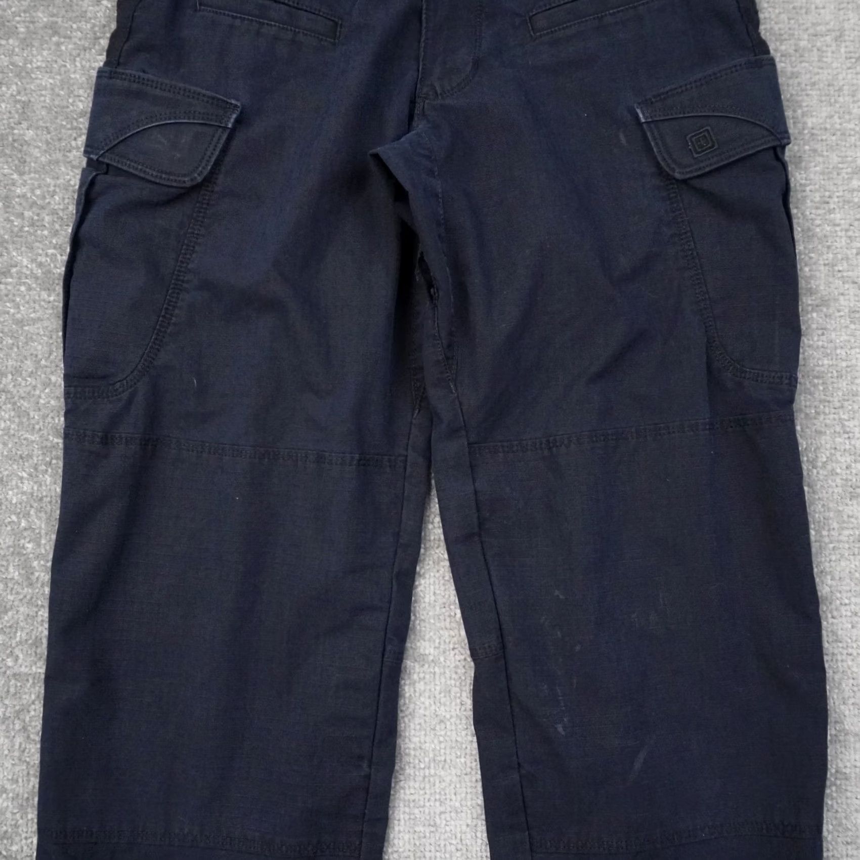 Vintage 5.11 Tactical Cargo Pants Mens 28x30 Blue Straight Leg Workwear Pants Size US 28 / EU 44 - 7 Thumbnail