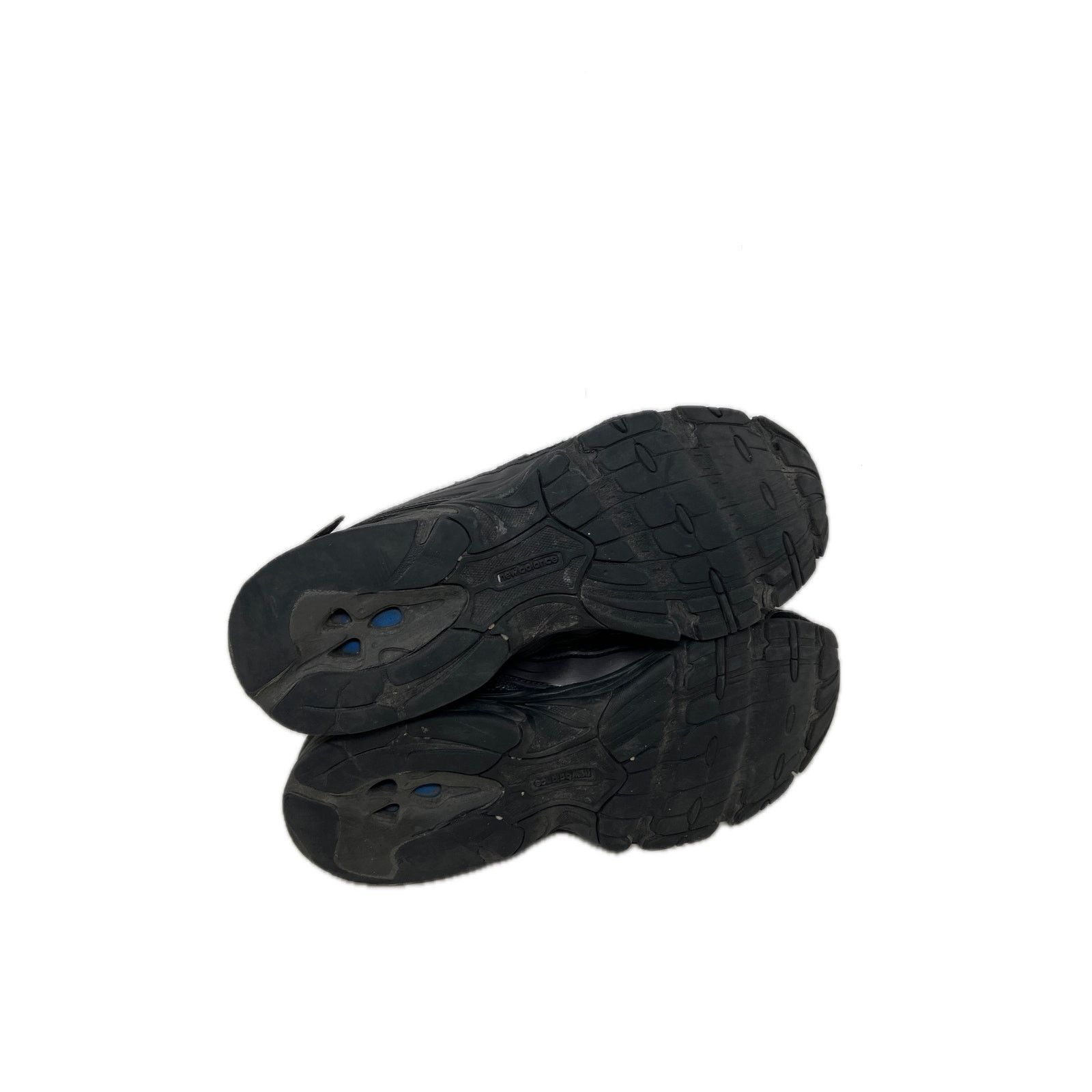 New Balance New Balance 740 Triple Black Shoes Mens 10.5 Size US 10.5 / EU 43-44 - 4 Thumbnail