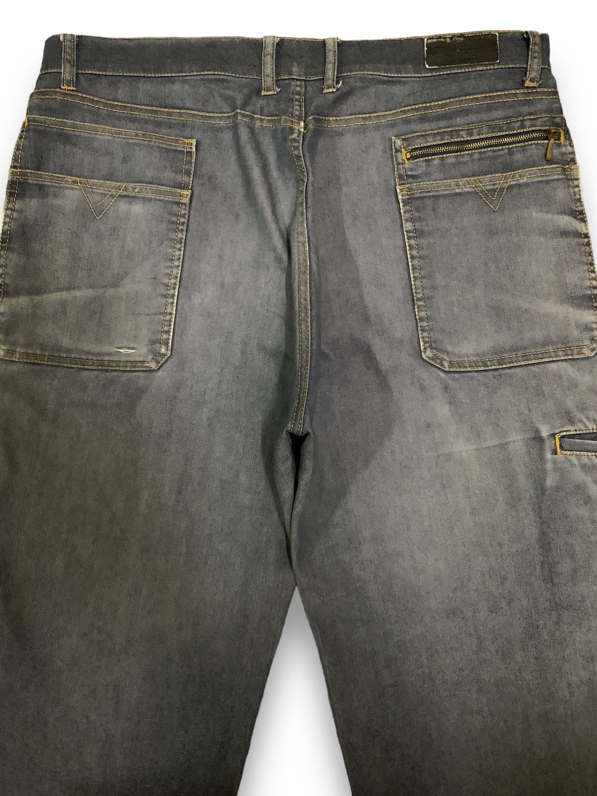 Japanese Brand Vintage Comme Le Vent Multi-pockets Baggy Carpenter Jeans Size US 34 / EU 50 - 12 Thumbnail