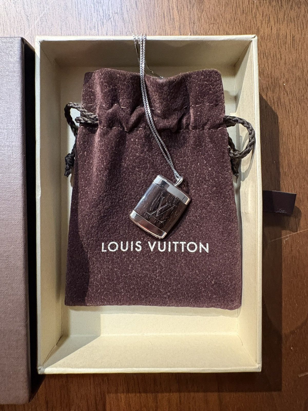 Louis Vuitton Louis Vuitton Metal/Wood Necklace Size ONE SIZE - 1 Thumbnail
