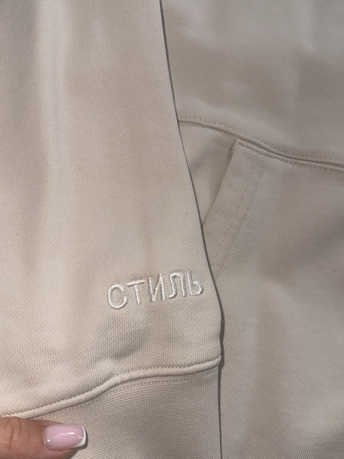 Heron Preston Heron Preston Spray Hoodie Size US S / EU 44-46 / 1 - 2 Thumbnail