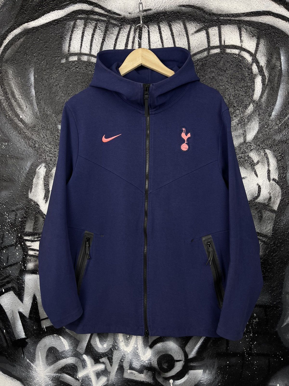 Nike Nike Tottenham NSW Tech Pack Windrunner Full Zip Hoodie Men’s Size XL Size US XL / EU 56 / 4 - 3 Thumbnail
