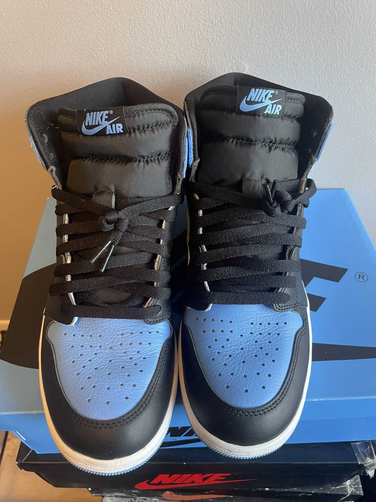 Jordan Brand Jordan 1 UNC Toe Size 10 Size US 10 / EU 43 - 3 Thumbnail