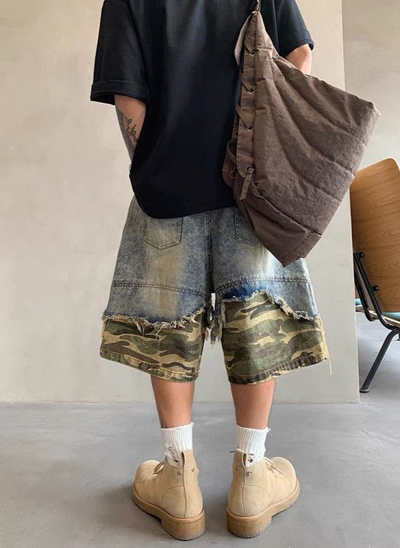 Jean Patchwork Camo Jean Shorts Size US 31 - 2 Thumbnail