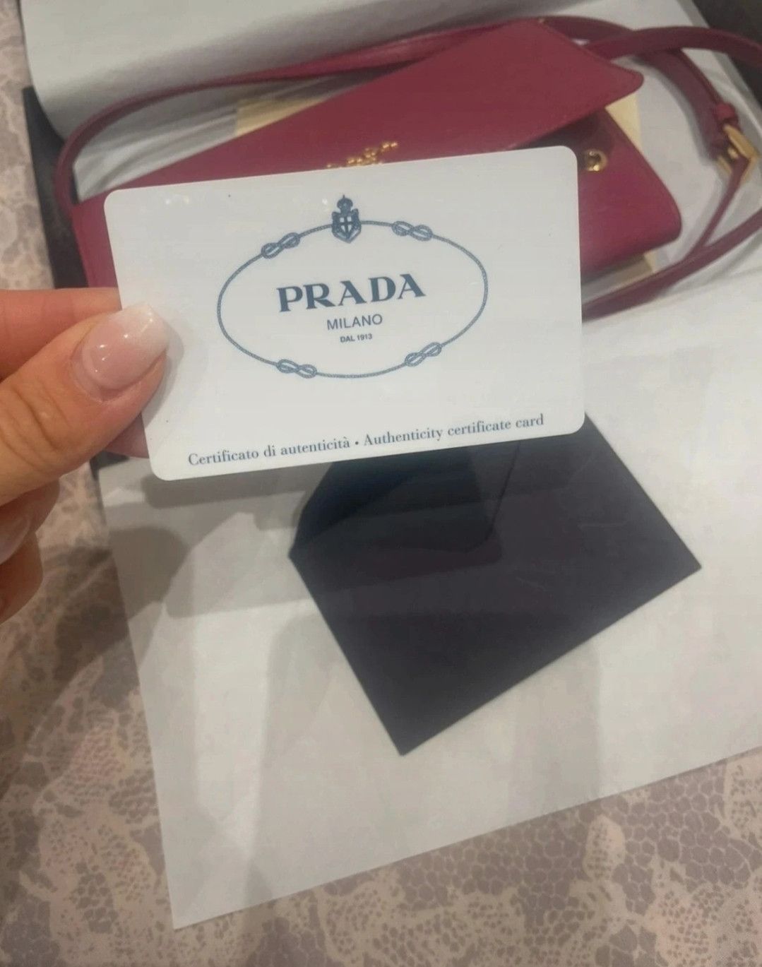 Prada Prada shoulder bag in burgundy-red leather. Size ONE SIZE - 12 Thumbnail