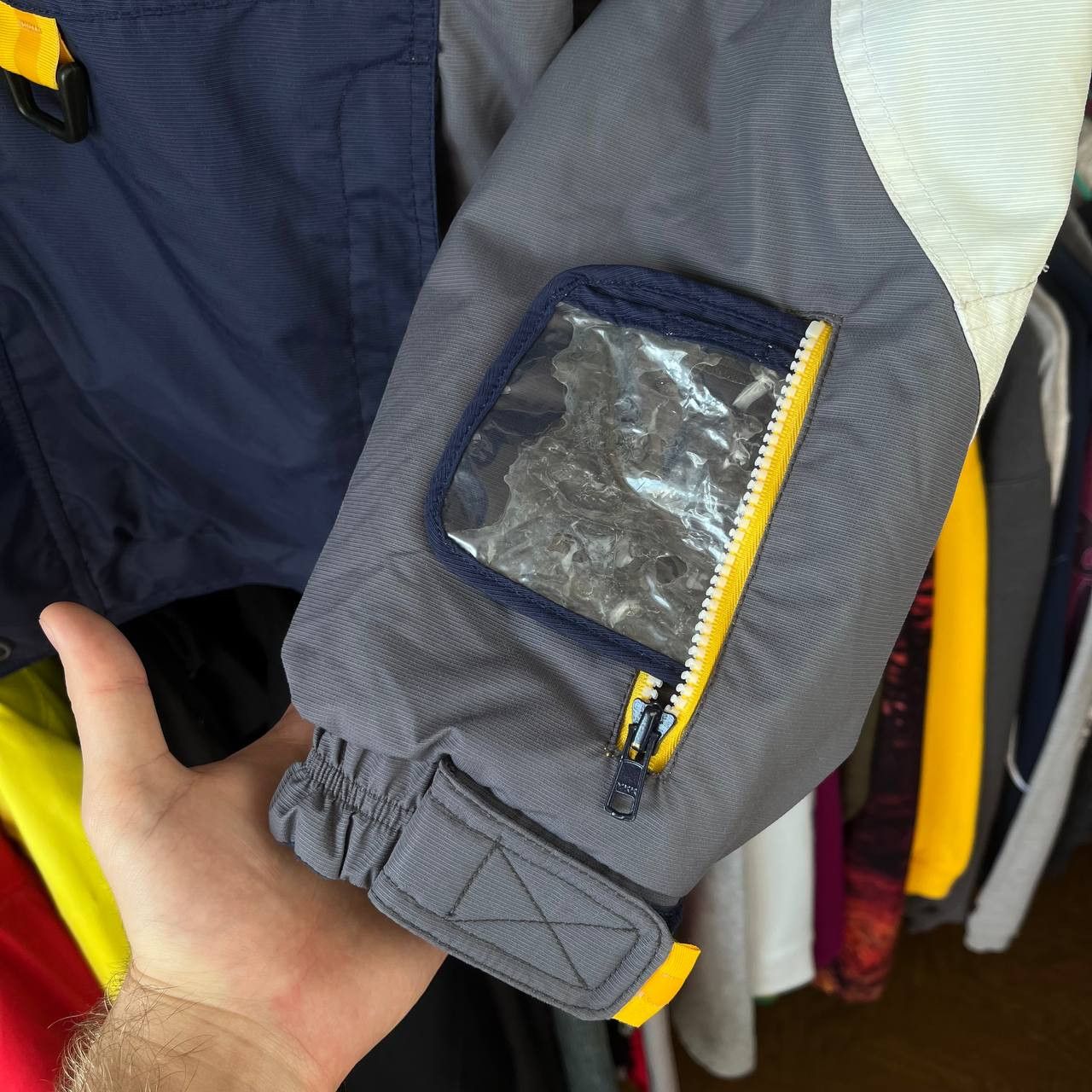 Asics 90s Asics Italia Ski Team Winter Olympic Games Jacket Size US L / EU 52-54 / 3 - 5 Thumbnail