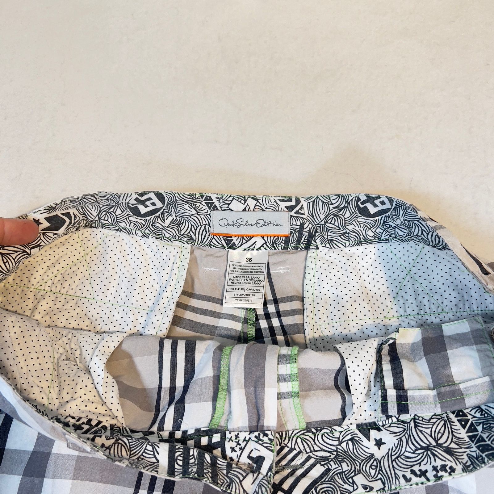 Quiksilver QuikSilver Edition Hybrid Short Men Cotton Black Grey Plaid Size US 36 / EU 52 - 7 Thumbnail