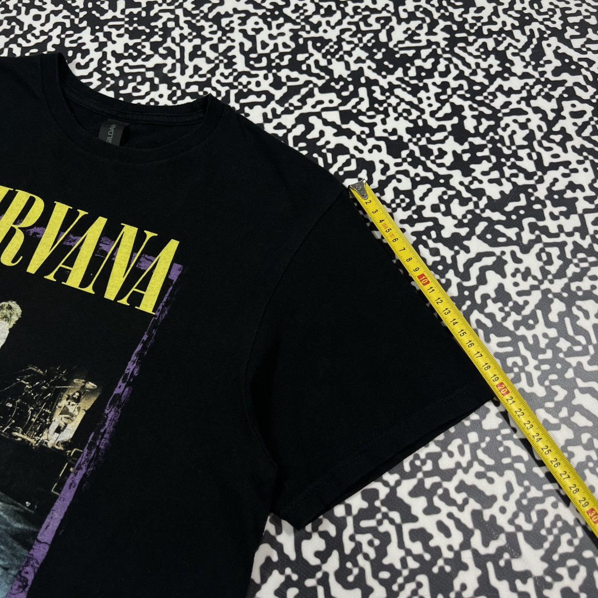 Nirvana Vintage Y2K Nirvana Stage Jump Band Rock Tour T-shirt Size US M / EU 48-50 / 2 - 12 Thumbnail
