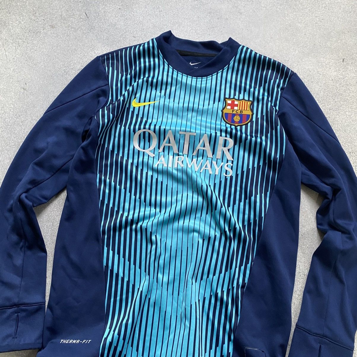 Nike Rare vintage Nike Barcelona sweatshirt y2k Size US M / EU 48-50 / 2 - 2 Thumbnail