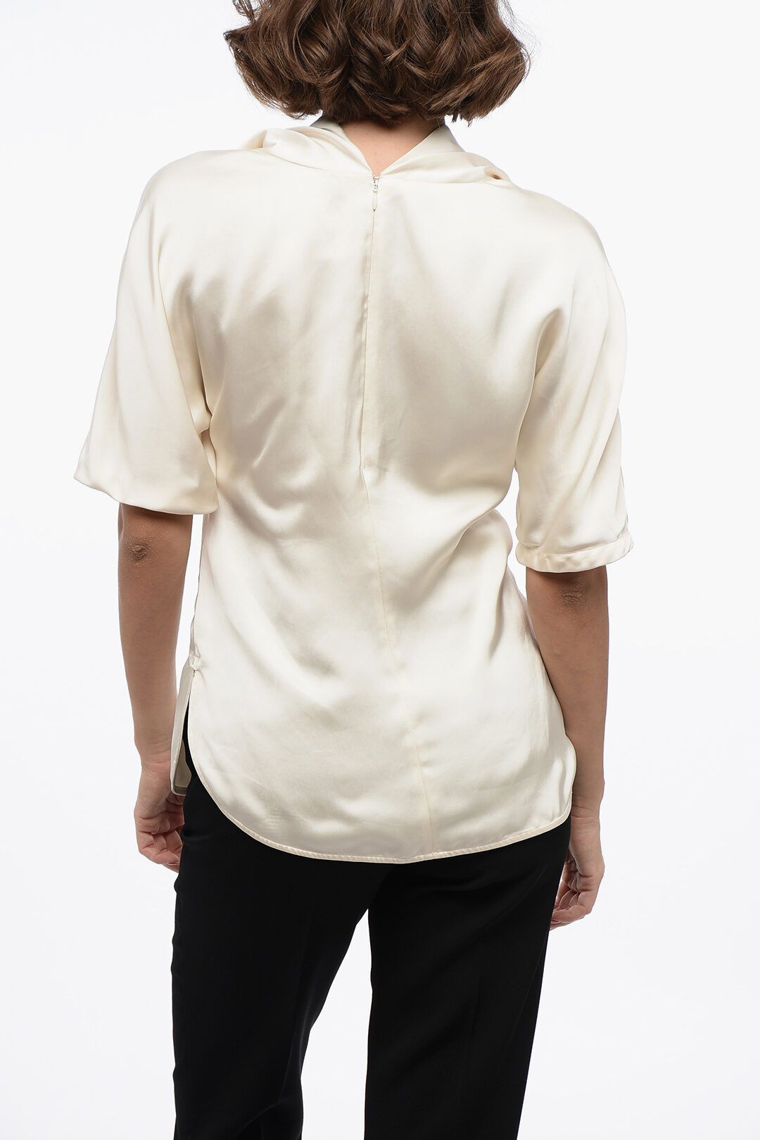 og1mm1225 Short-sleeved Satin Blouse in White