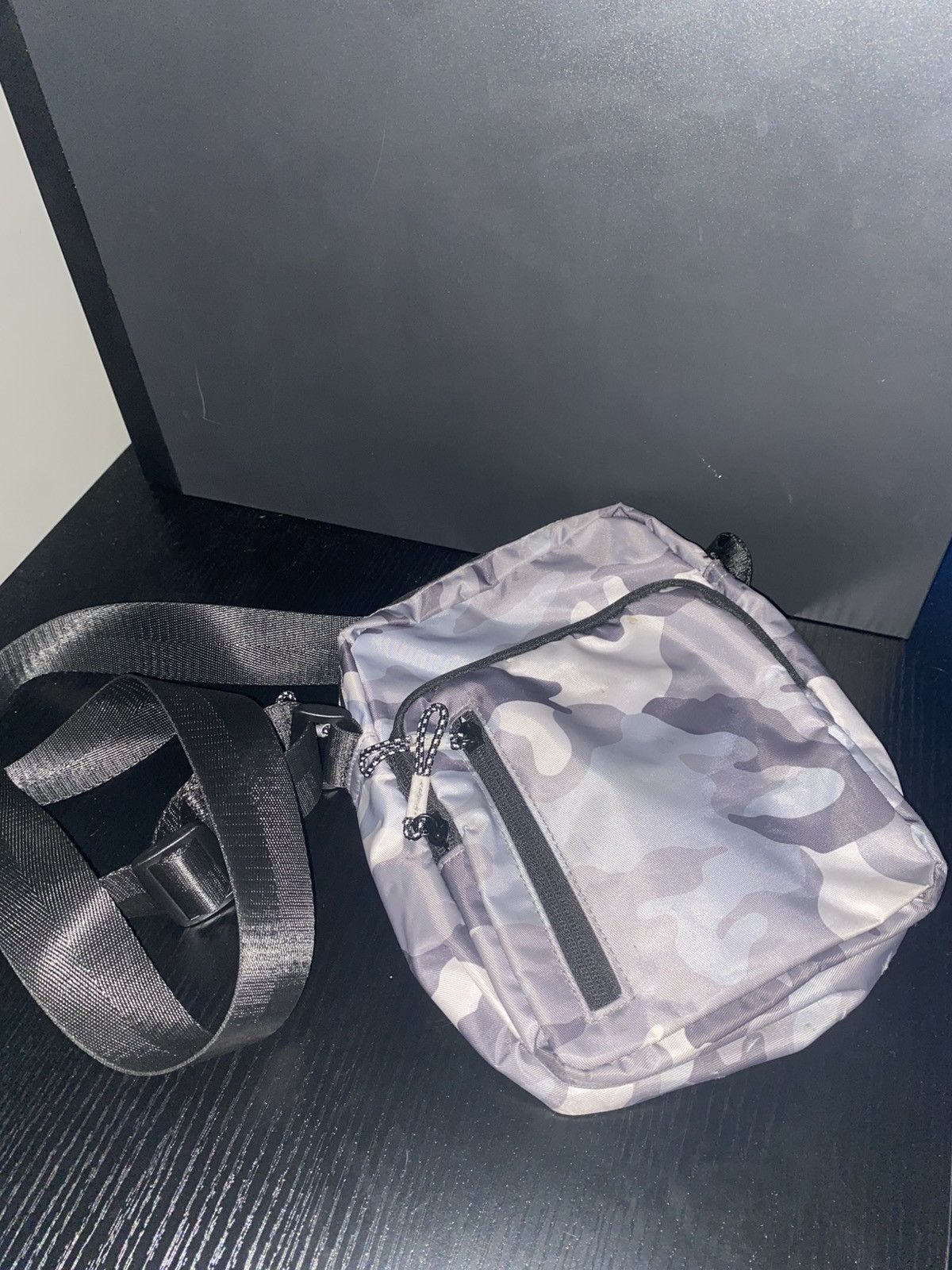 Vintage City Camo Shoulder Bag Size ONE SIZE - 1 Thumbnail
