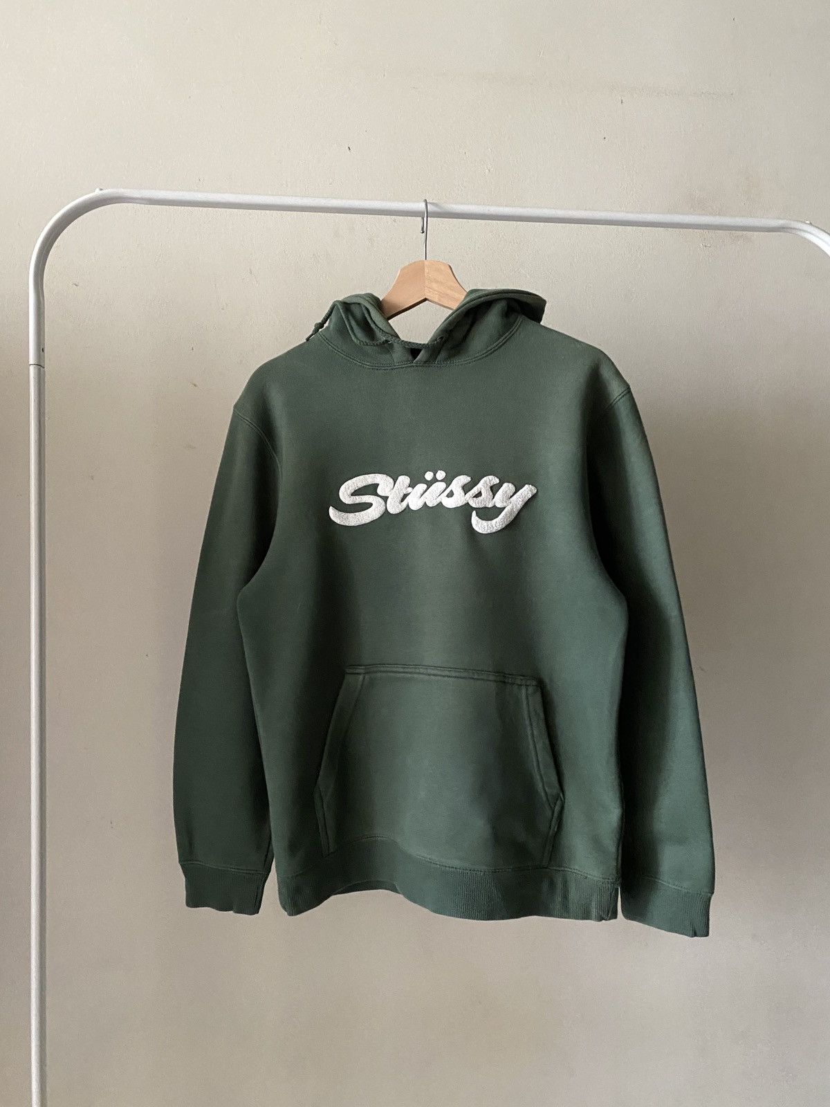 Stussy Stussy Chenille Applique Pullover Hoodie Size US S / EU 44-46 / 1 - 2 Thumbnail