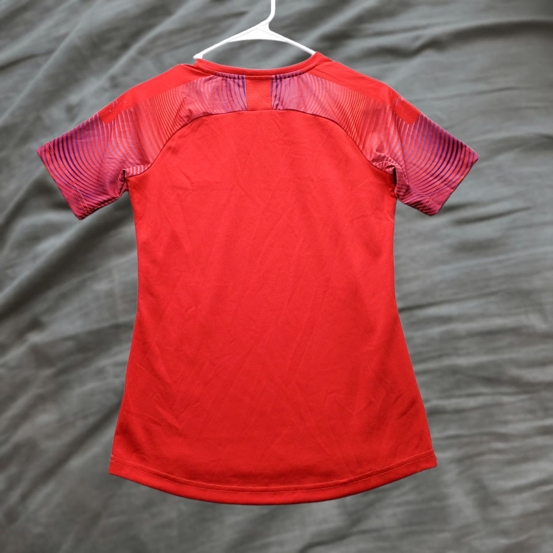 Puma PUMA Cup Jersey Womens XS Red DryCell Short Sleeve V Neck Spelout Logo Pullover Size XS / US 0-2 / IT 36-38 - 1 Thumbnail