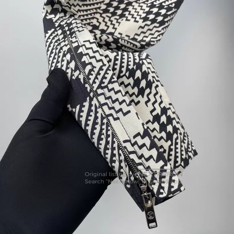 Louis Vuitton Louis Vuitton Black and white houndstooth drawstring slack Size US 36 / EU 52 - 3 Thumbnail