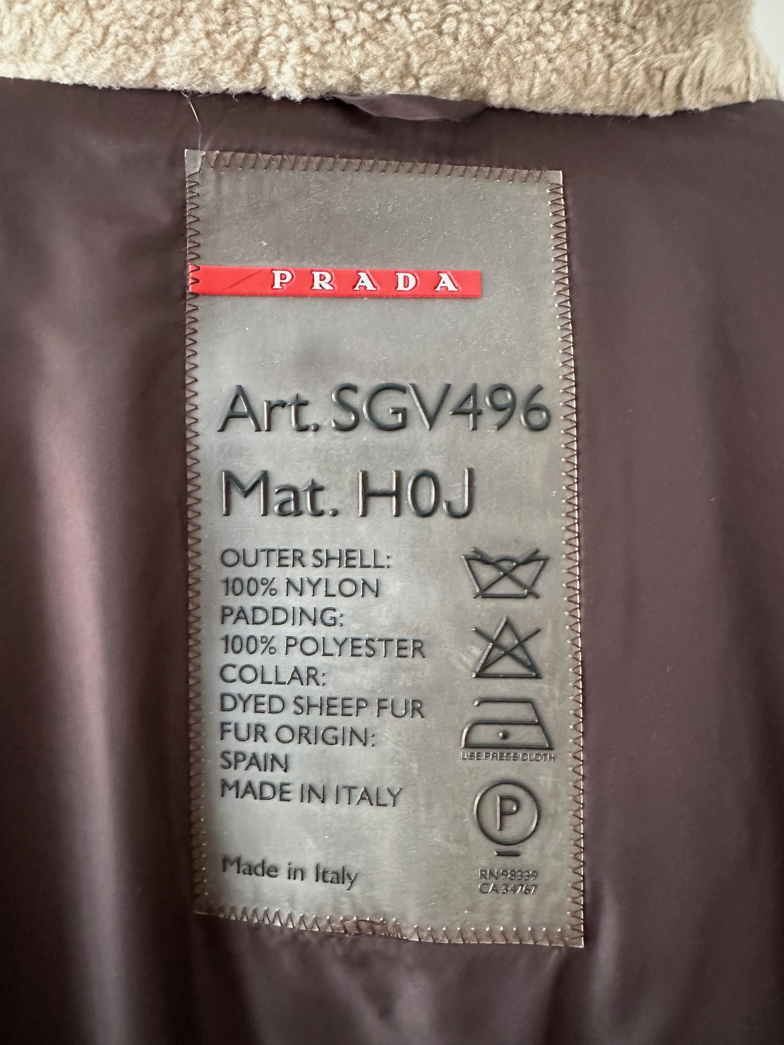 Prada PRADA padded beige coat warm jacket SGV496 coat Size US M / EU 48-50 / 2 - 15 Thumbnail