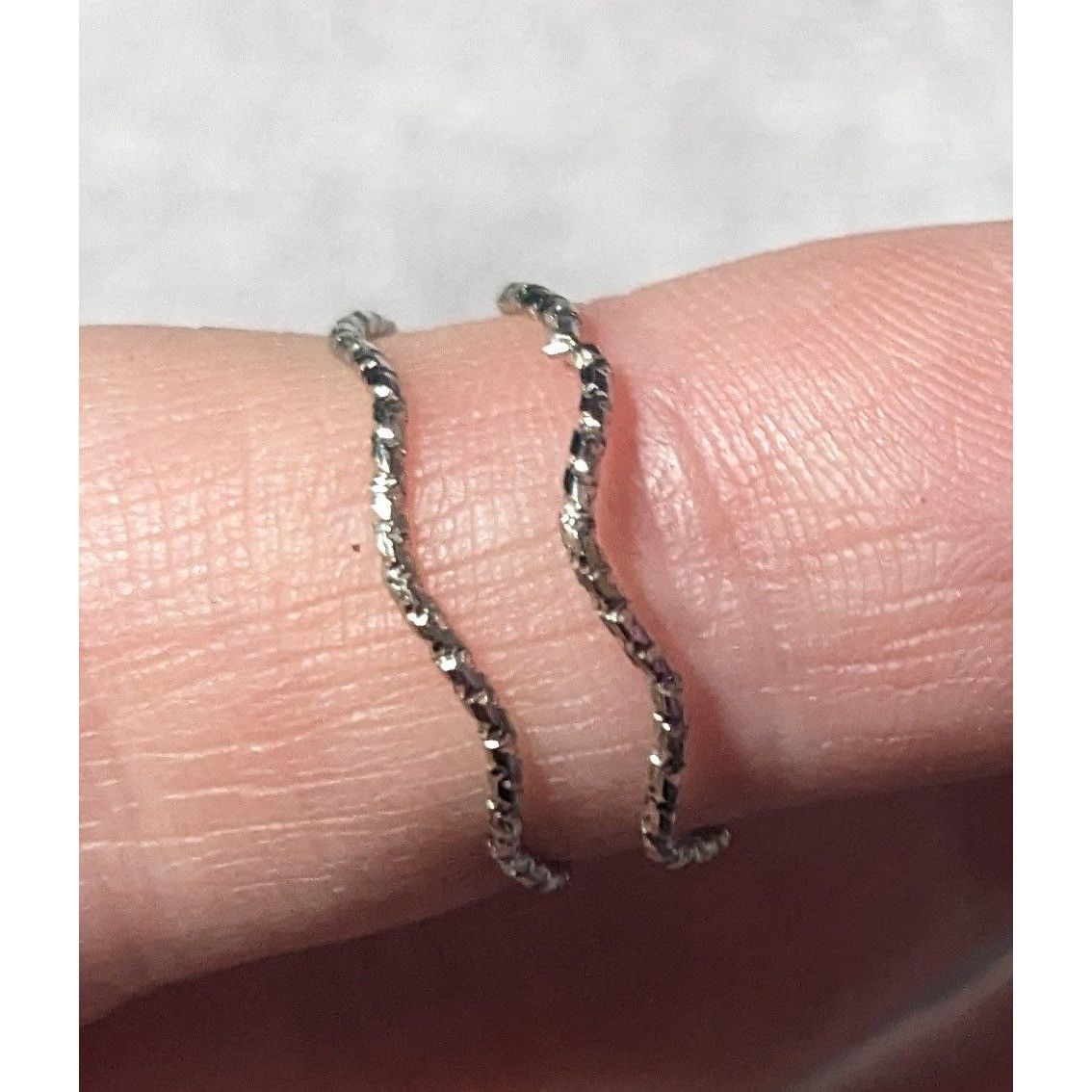 Other Minimalist Silver Tone Textured Zigzag Rings Set Of 2 Size 5 Size ONE SIZE - 5 Thumbnail