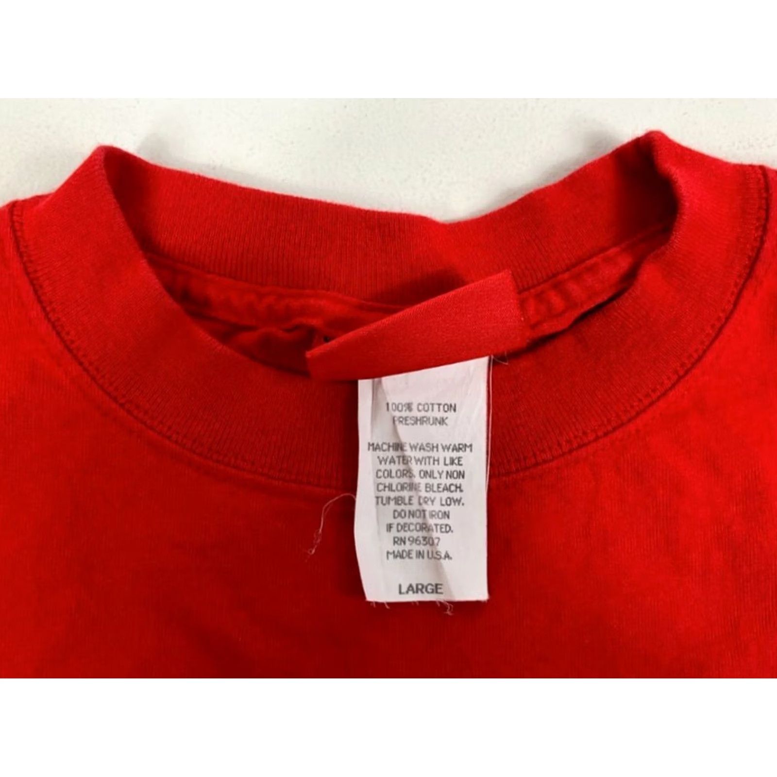 Vintage VINTAGE Coca-Cola Las Vegas T-Shirt Unisex Adults Size L Red Double-Sided USA Logo 100% Cotton Made in USA Yellow? Size US L / EU 52-54 / 3 - 5 Thumbnail
