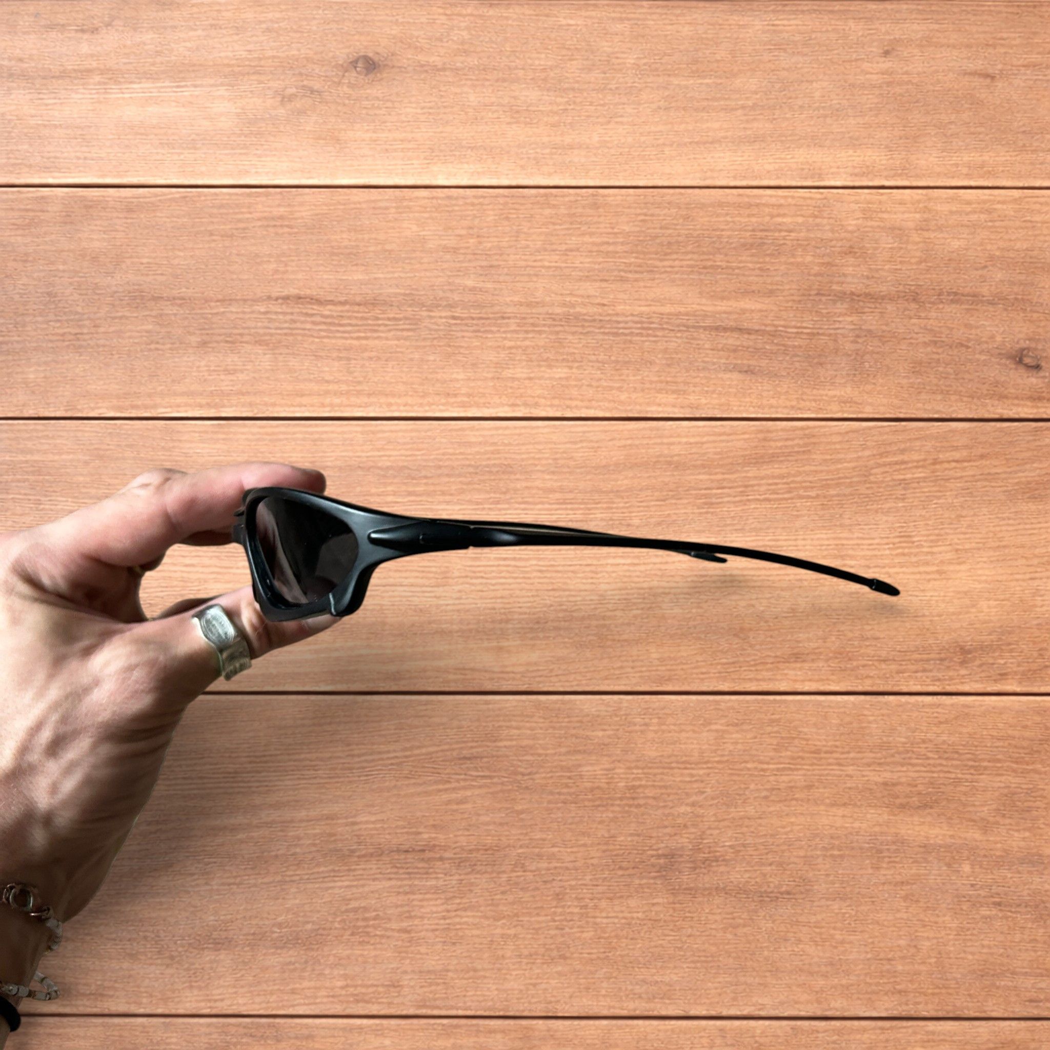 Japanese Brand Insane polarised sunglasses in black with black lens. Size ONE SIZE - 6 Thumbnail