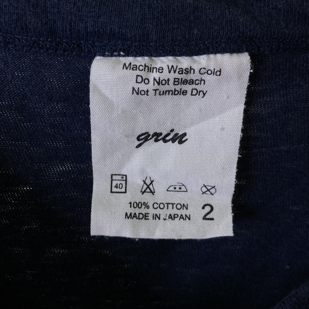 Japanese Brand Grin Would You Like Some Apple Tshirt Undercover Style Size US S / EU 44-46 / 1 - 3 Thumbnail