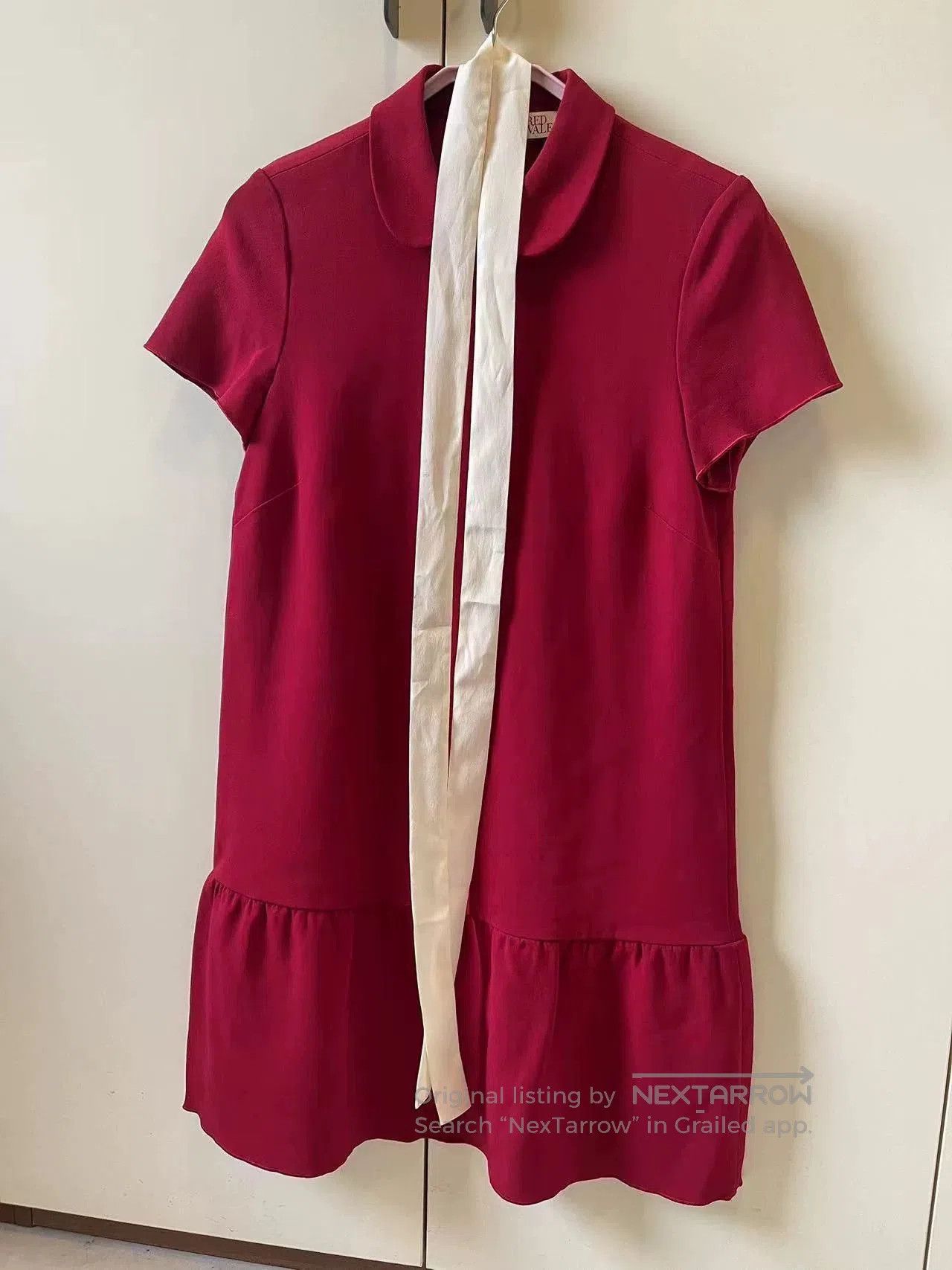 Valentino Valentino Women's Red Short-Sleeve Dress. Size US XS / EU 42 / 0 - 1 Thumbnail