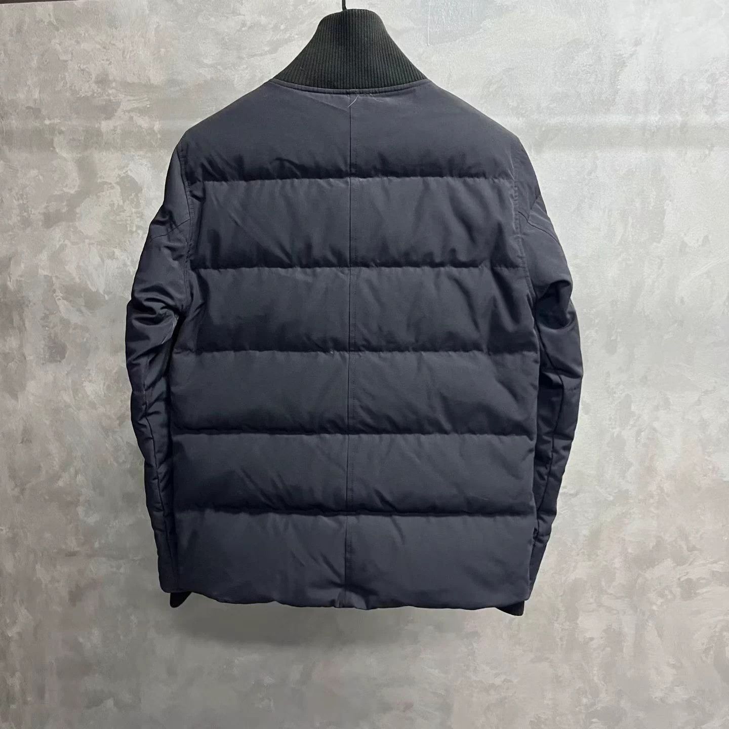 Canada Goose Canada Goose Navy Red Label Short Quilted Puffer S Size US S / EU 44-46 / 1 - 2 Thumbnail