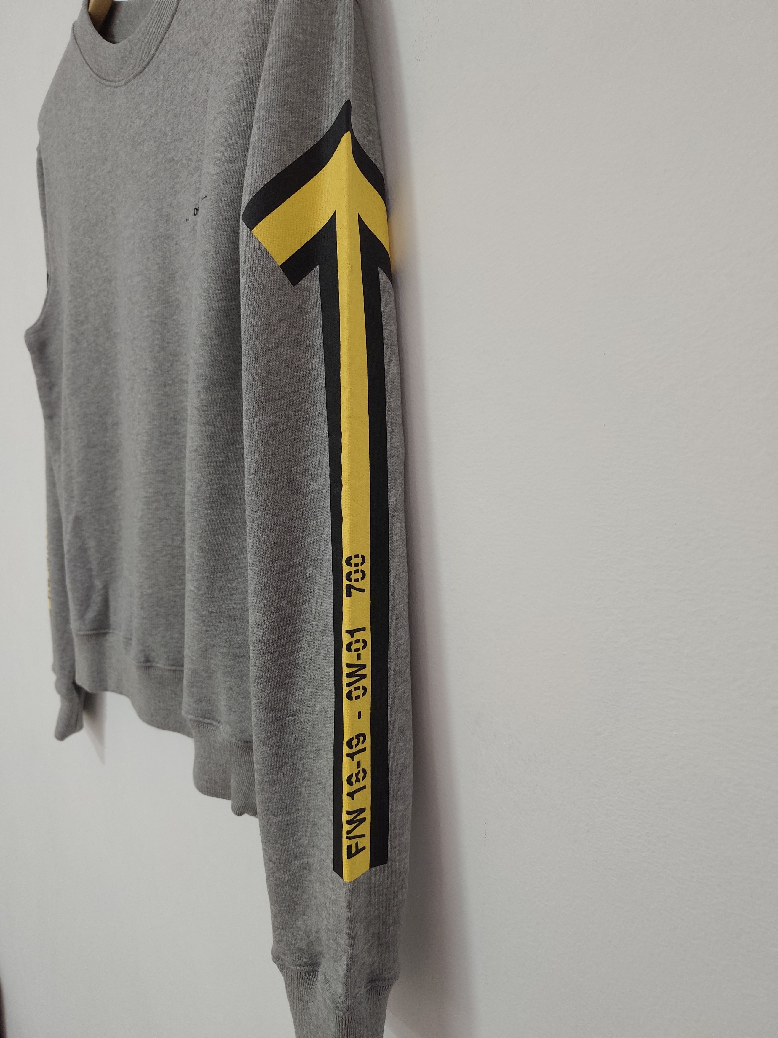 Off-White Off-White "FW18 Arrows" Size US M / EU 48-50 / 2 - 2 Thumbnail