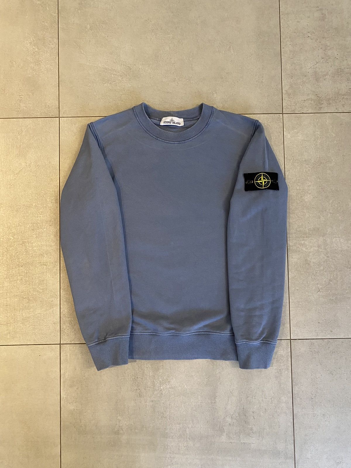 Stone Island Stone Island sweater with badge Size US S / EU 44-46 / 1 - 1 Thumbnail